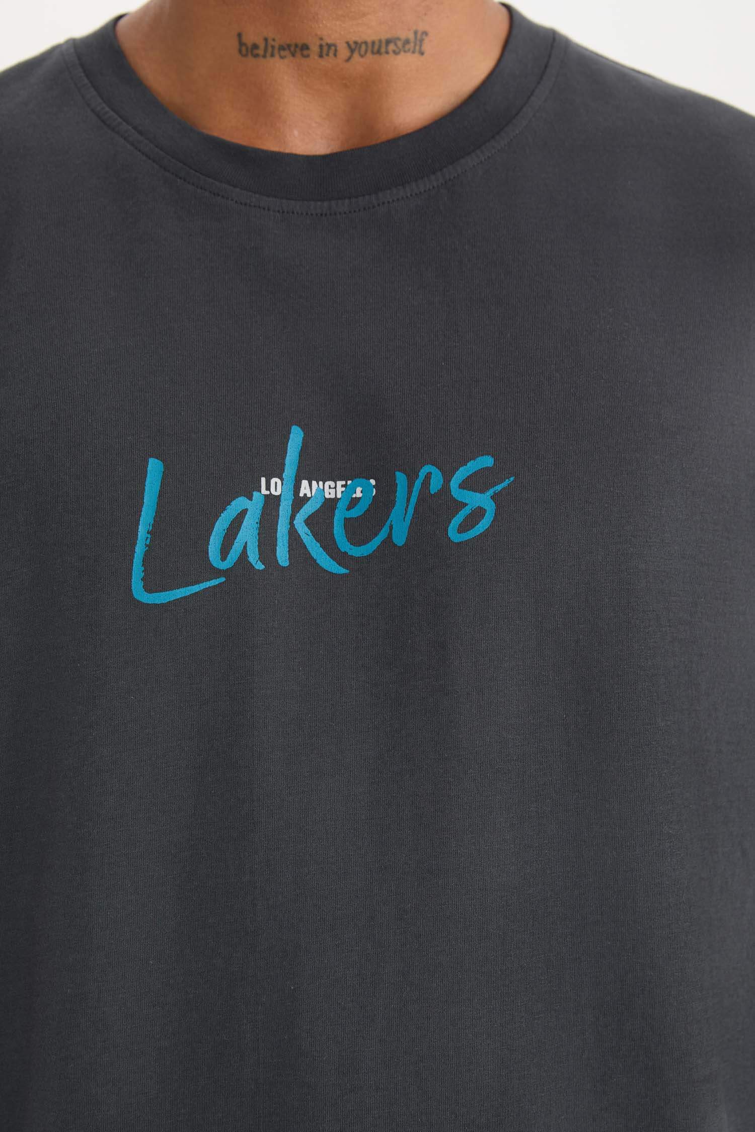 DeFactoFit NBA Los Angeles Lakers Boxy Fit Crew Neck T-Shirt