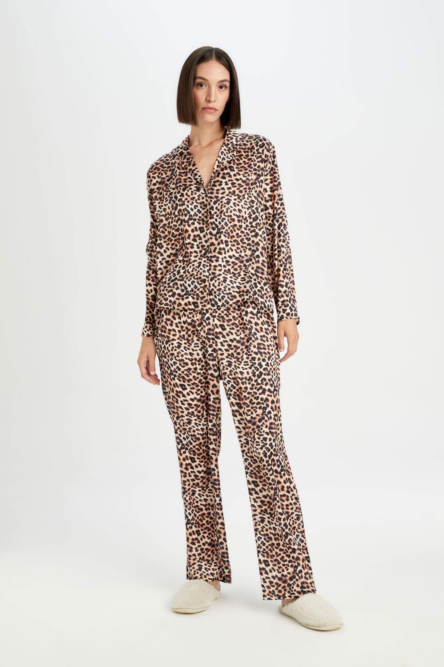 Pijama Takım Saten Leopar Desenli Uzun Kollu Üst Beli Lastikli Alt-Fall in Love
