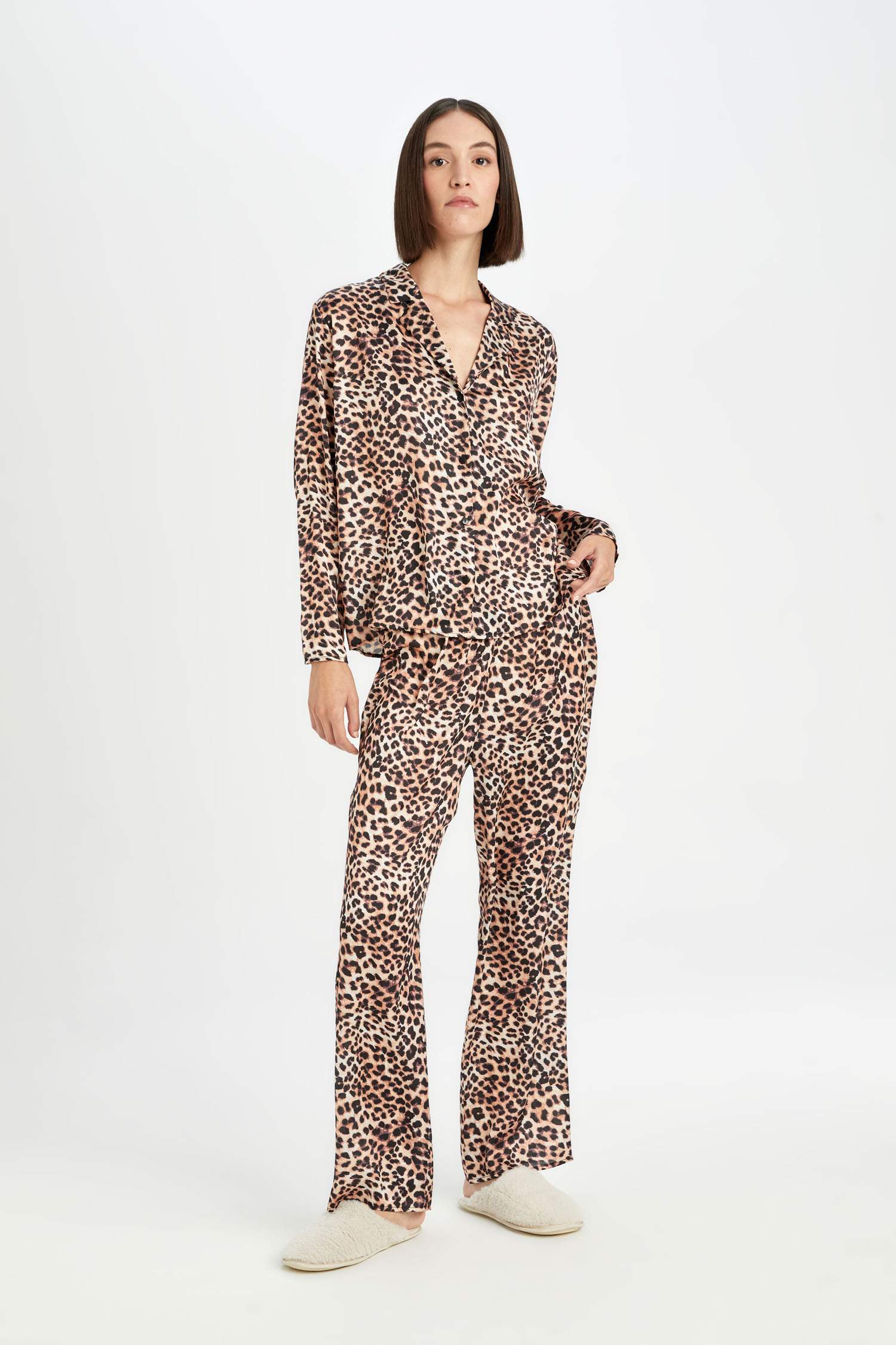 Pijama Takım Saten Leopar Desenli Uzun Kollu Üst Beli Lastikli Alt-Fall in Love
