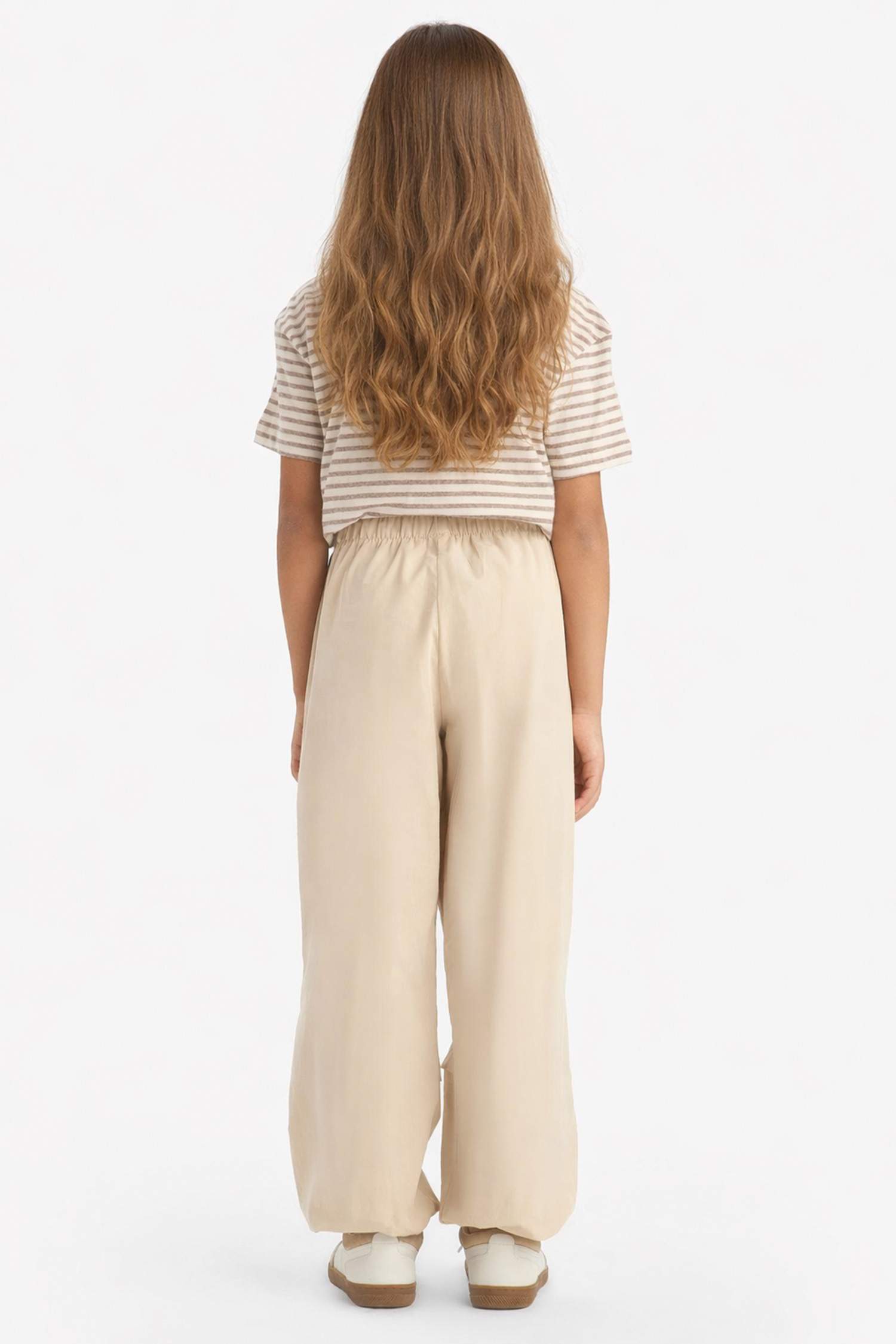 بنطرون باراشوت بناتي برجل مطاطي