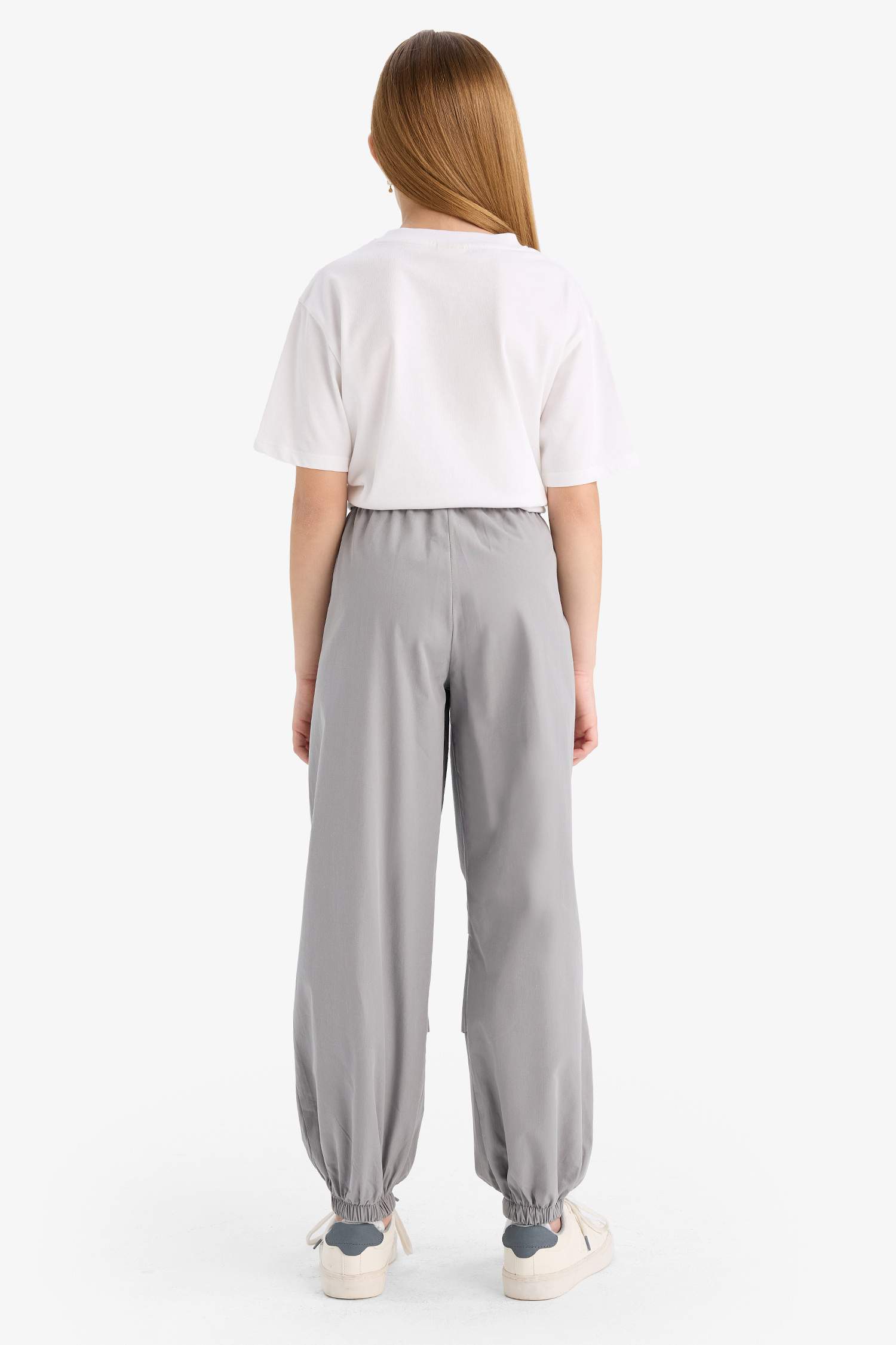 بنطرون بناتي باراشوت جوجر بثلاثة جيوب