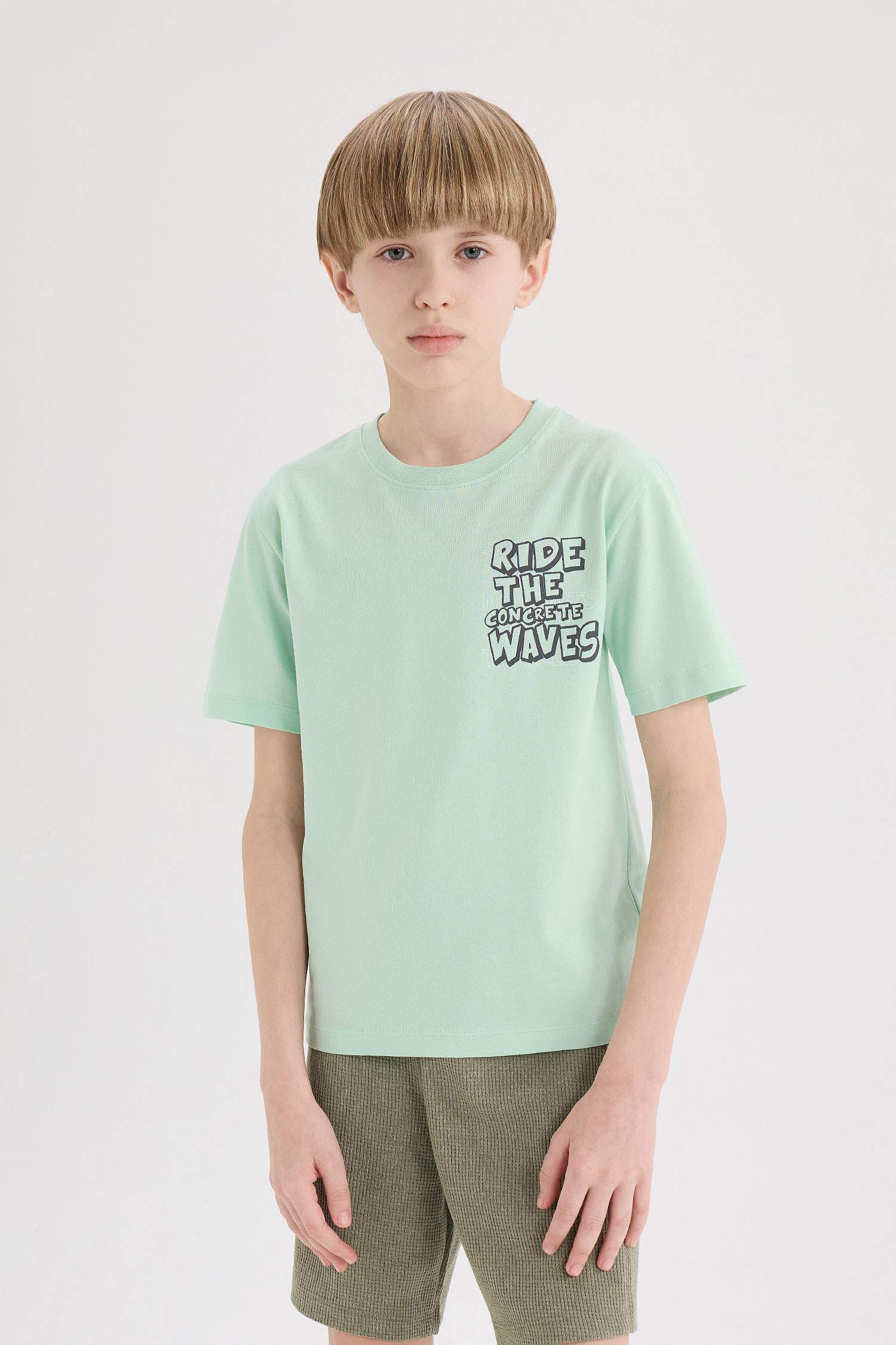 Boy Regular Fit Crew Neck Printed Short Sleeve T-Shirt