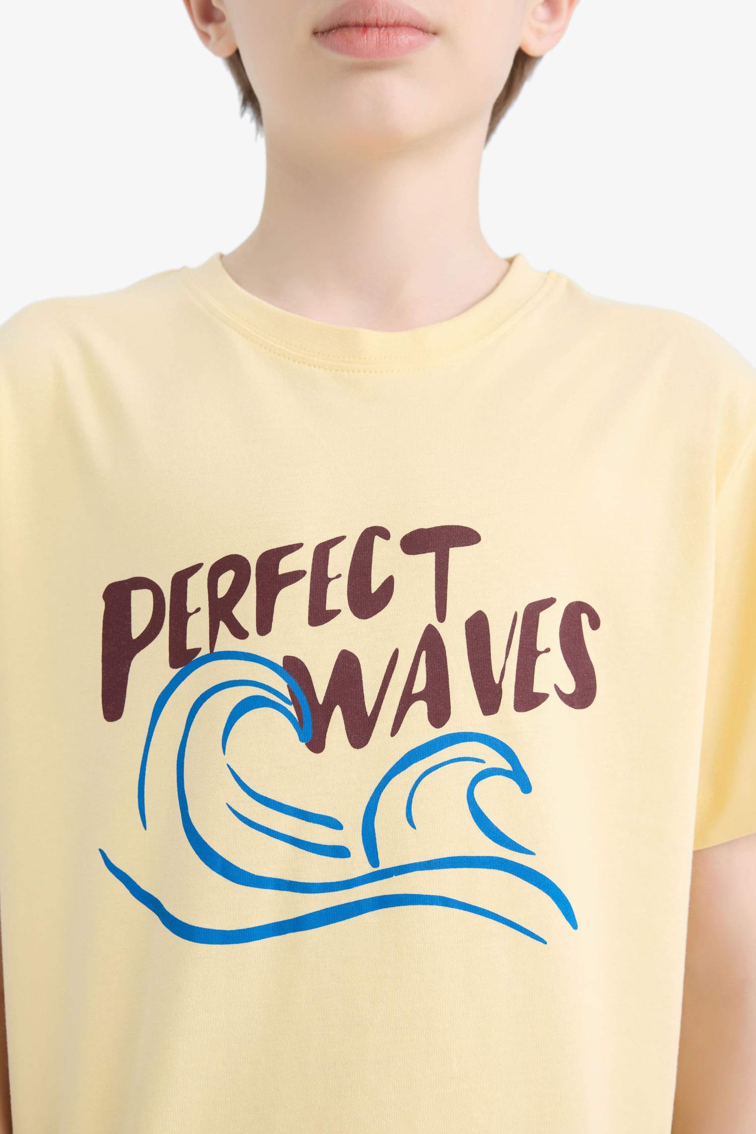 تيشيرت ولادي نص ردن مطبوع قصة عادية بياخة مستديرة