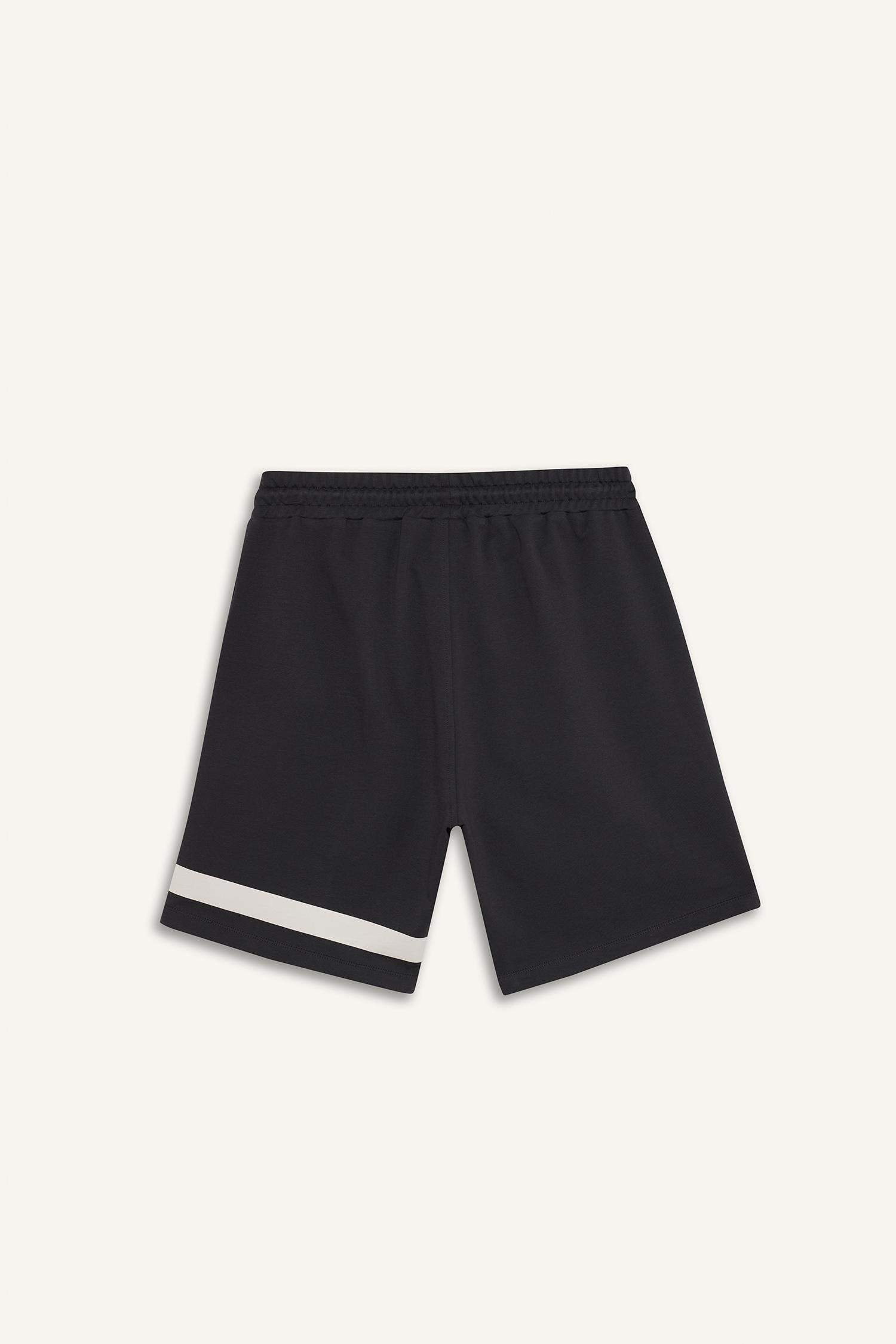 Шорты стандартного кроя с лицензией NBA Milwaukee Bucks, Коллекция DeFactoFit