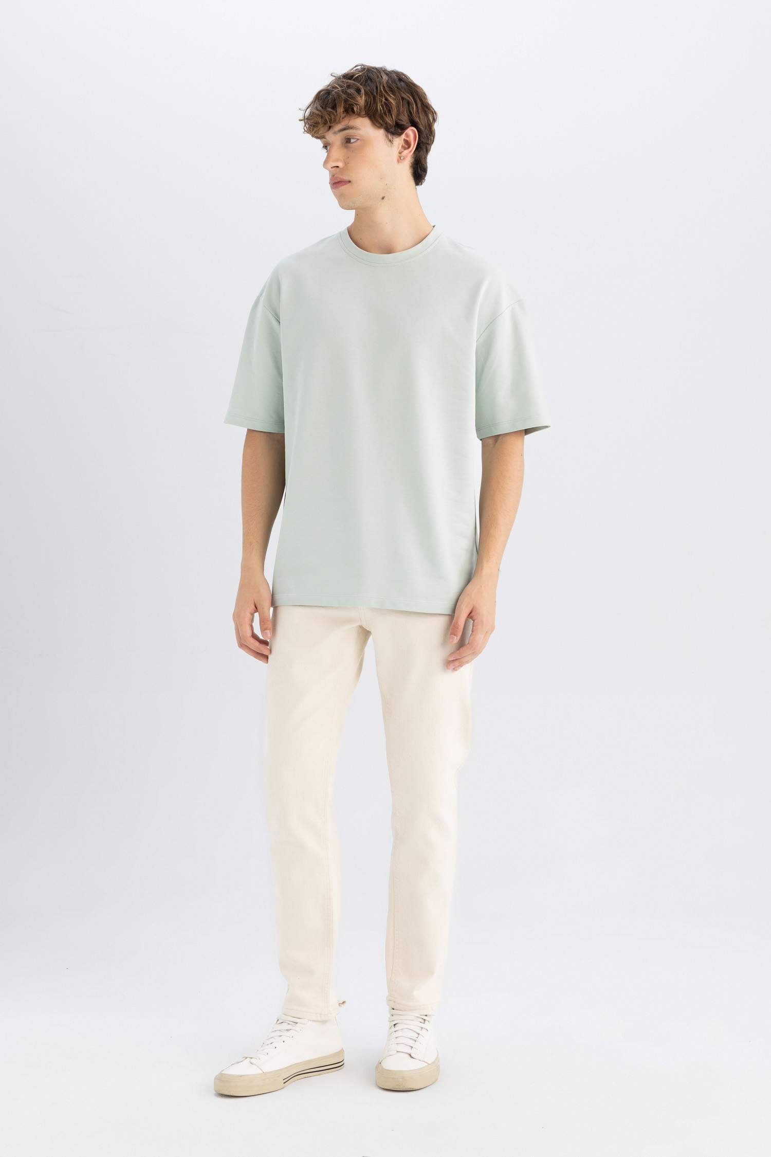 %100 Pamuk Boxy Fit Bisiklet Yaka Basic Düz Kısa Kollu Tişört