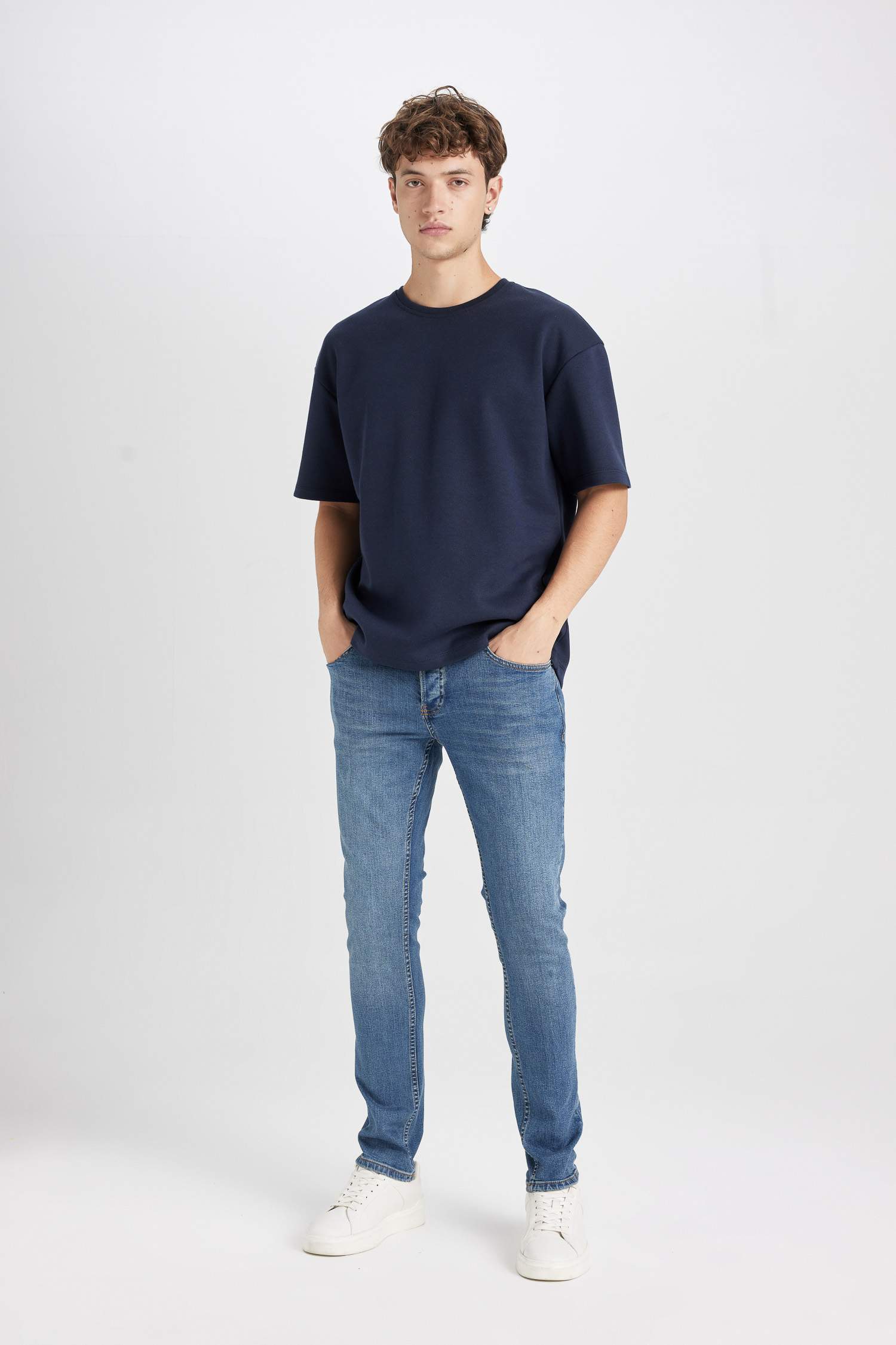 Boxy Fit Bisiklet Yaka Pamuklu Kısa Kollu Basic Düz Ağır Kumaş Tişört