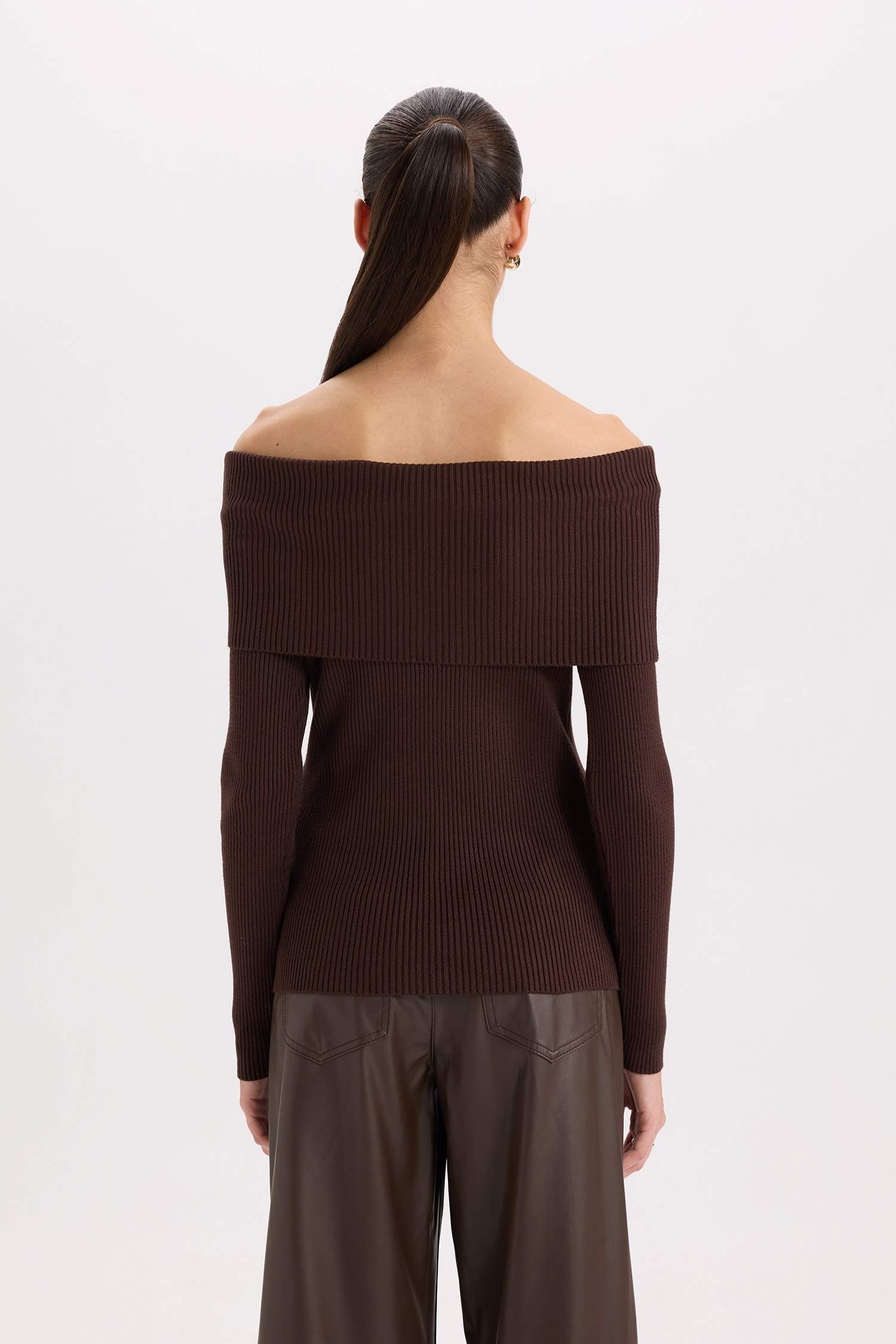 Fitted Omuzu Açık Fitilli Kaşkorse Triko Bluz