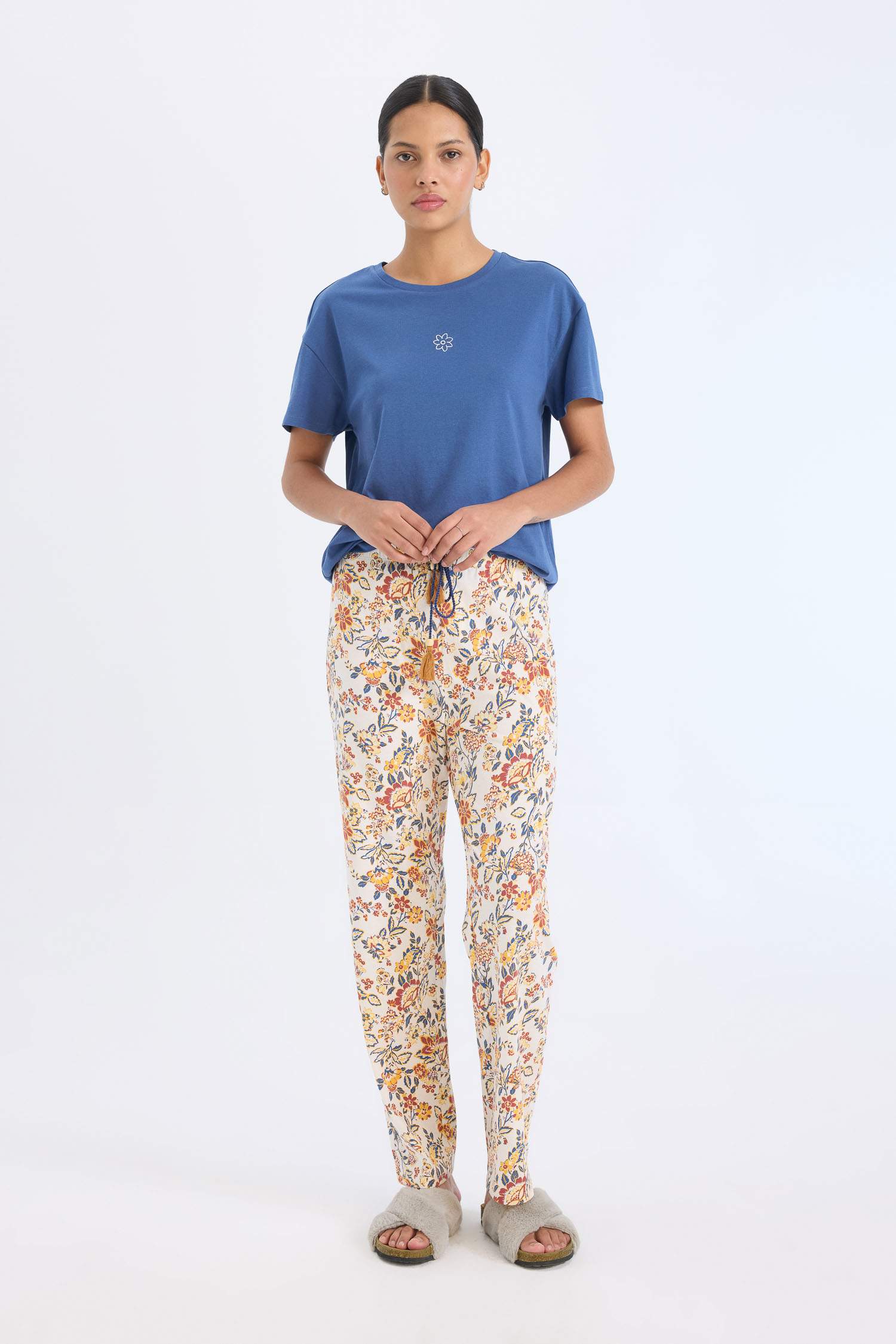 Fall in Love Regular Fit Short Sleeve 2 Piece Set