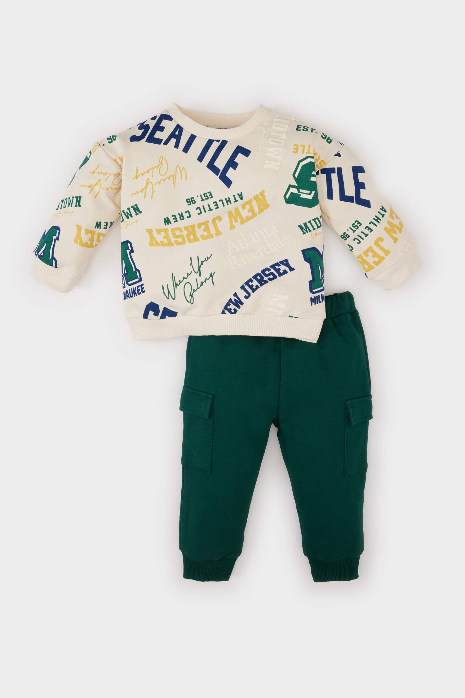 Erkek Bebek 2'li Takım Baskılı Sweatshirt Beli Lastikli Kargo Cepli Eşofman Altı