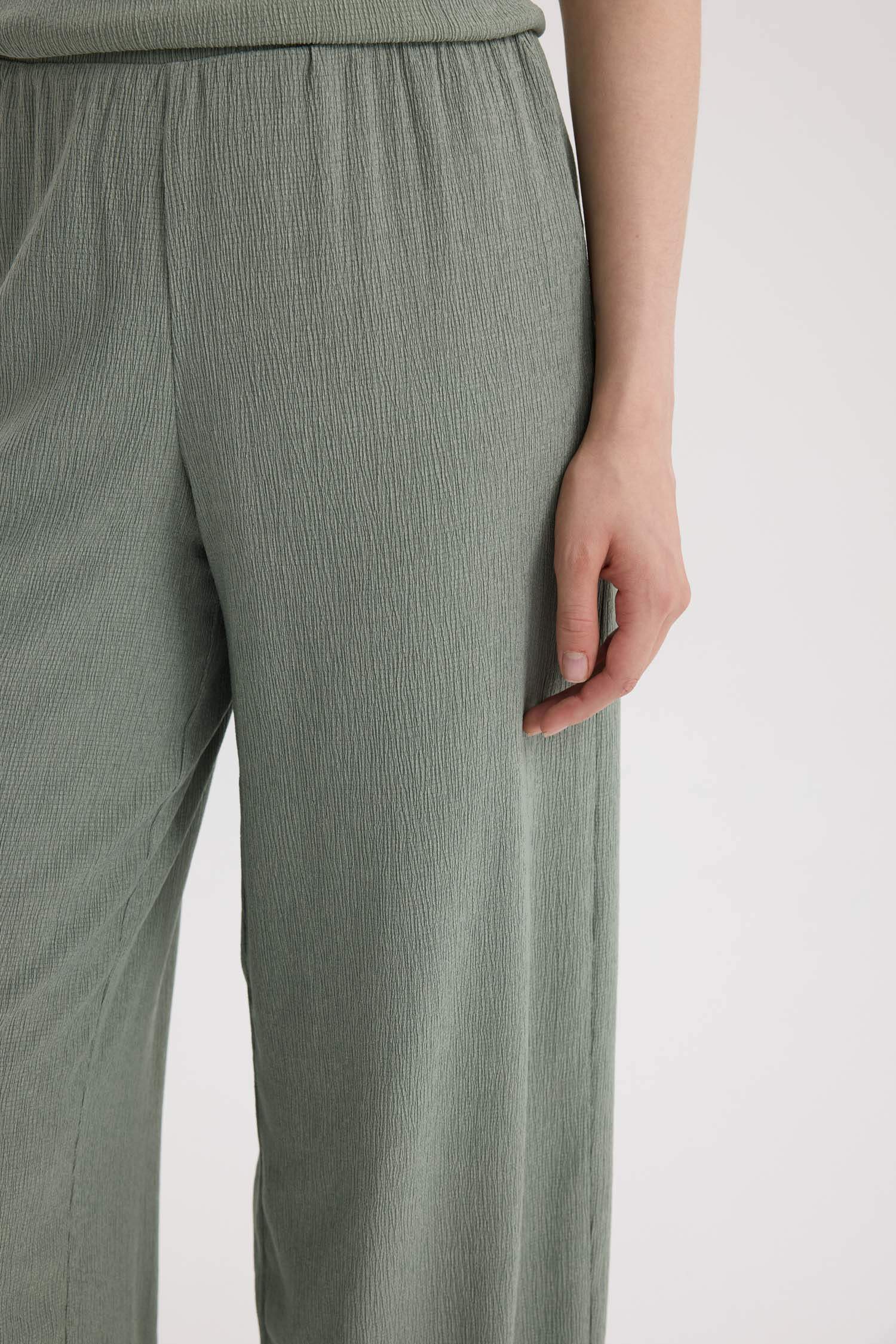 سروال قصة مستقيمة عادي