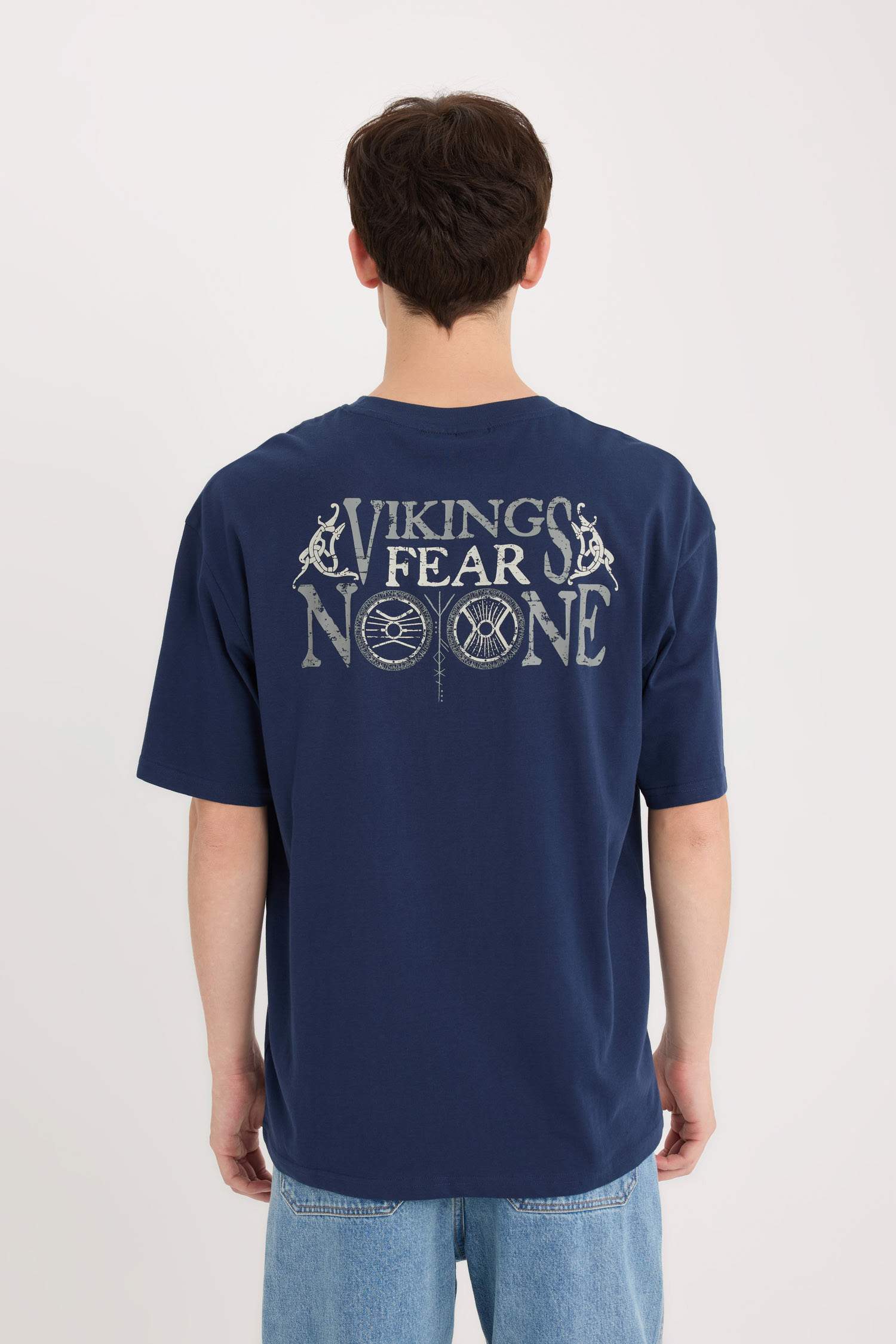 T-shirt boxy en coton imprimé Vikings Valhalla à col rond