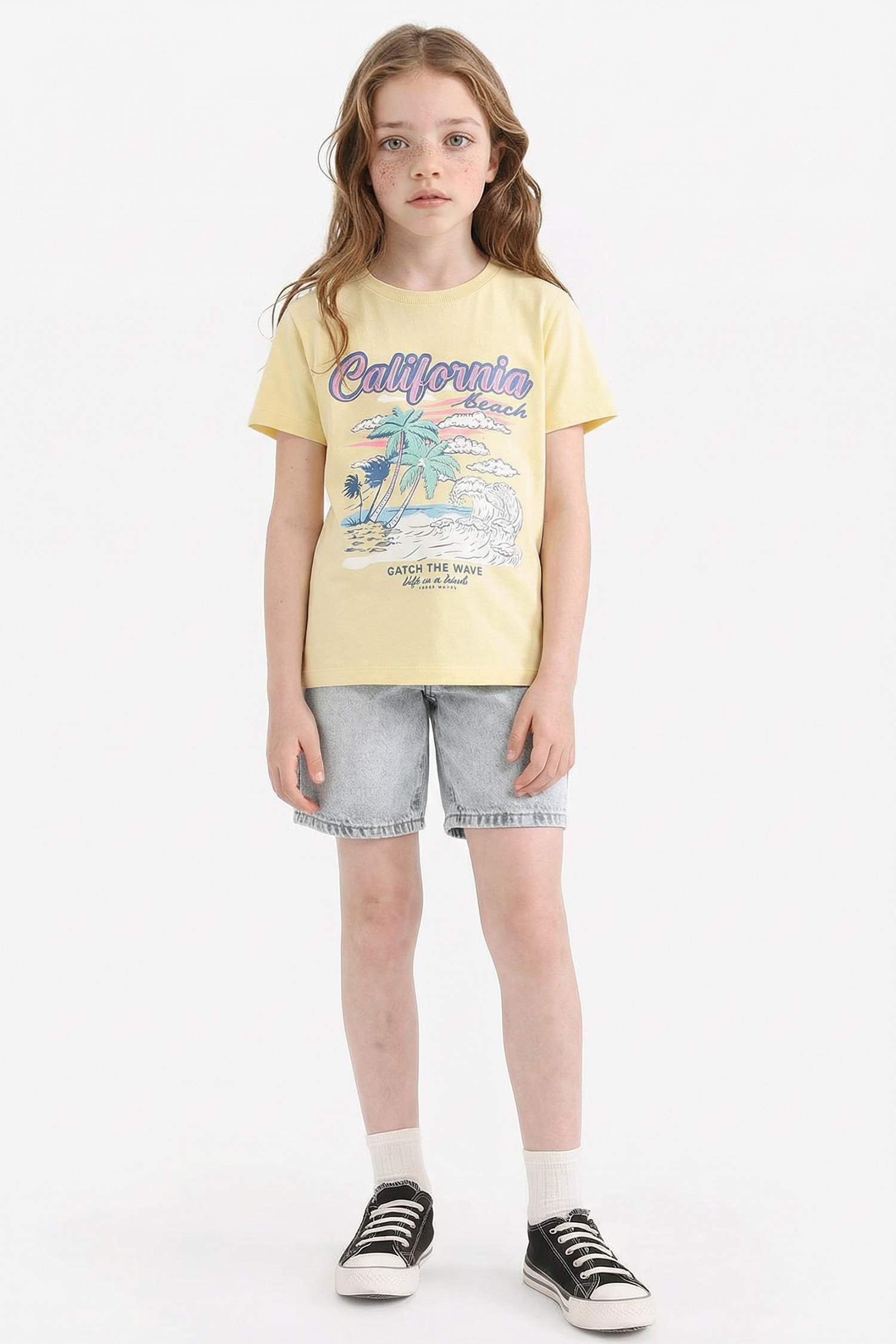 Girl Regular Fit Crew Neck Anime Printed T-Shirt