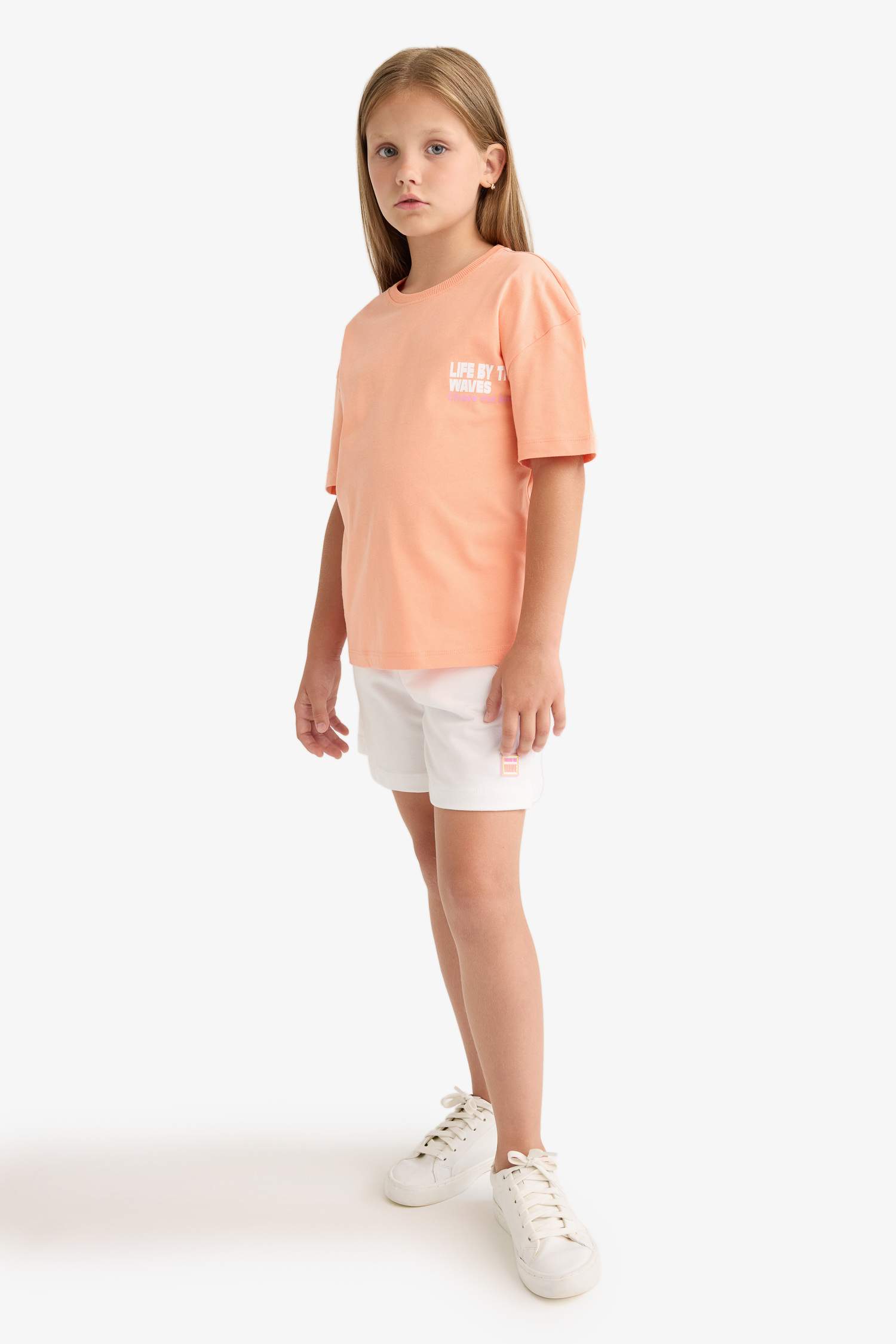 Kız Çocuk Relax Fit Bisiklet Yaka Sırt Baskılı Kısa Kollu Tişört