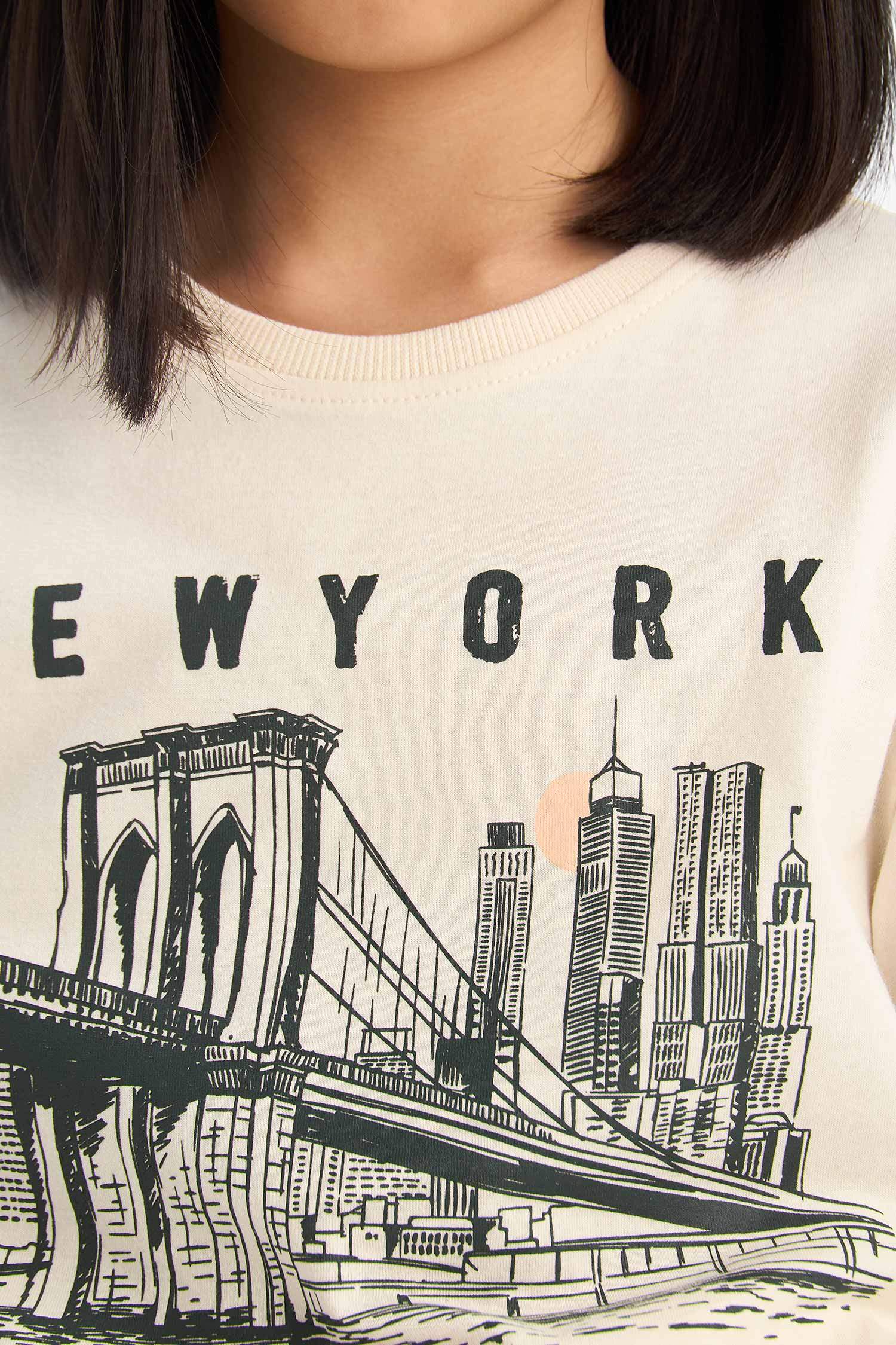 Girl Relax Fit Crew Neck Printed T-Shirt