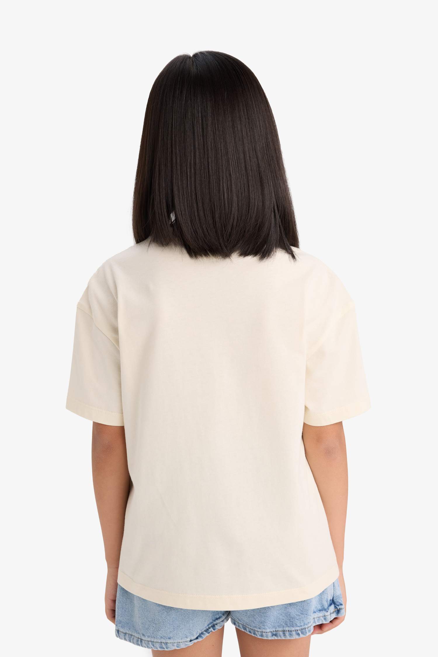 تيشيرت بناتي نص ردن بطبعة شعار قصة مريحة