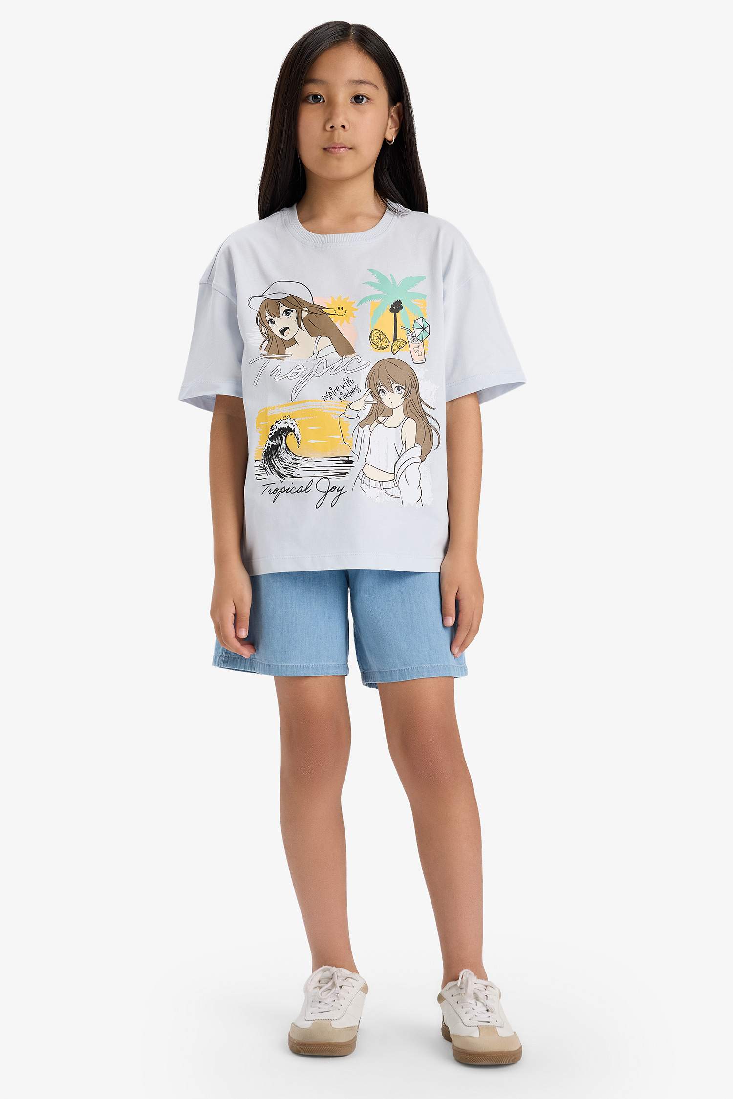 تيشيرت بناتي نص ردن بطبعة شعار اوفر سايز بياخة مستديرة