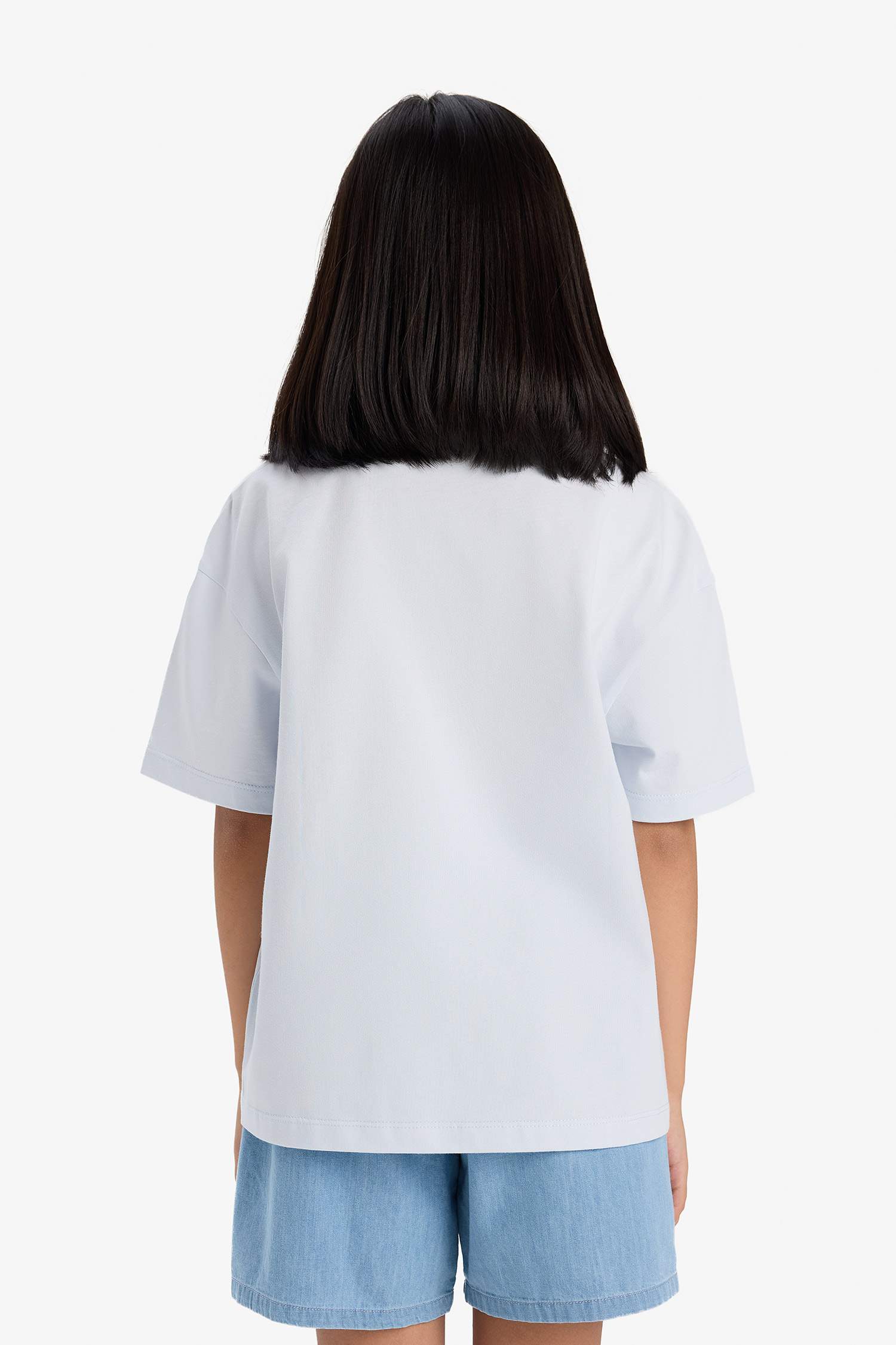 تيشيرت بناتي نص ردن بطبعة شعار اوفر سايز بياخة مستديرة