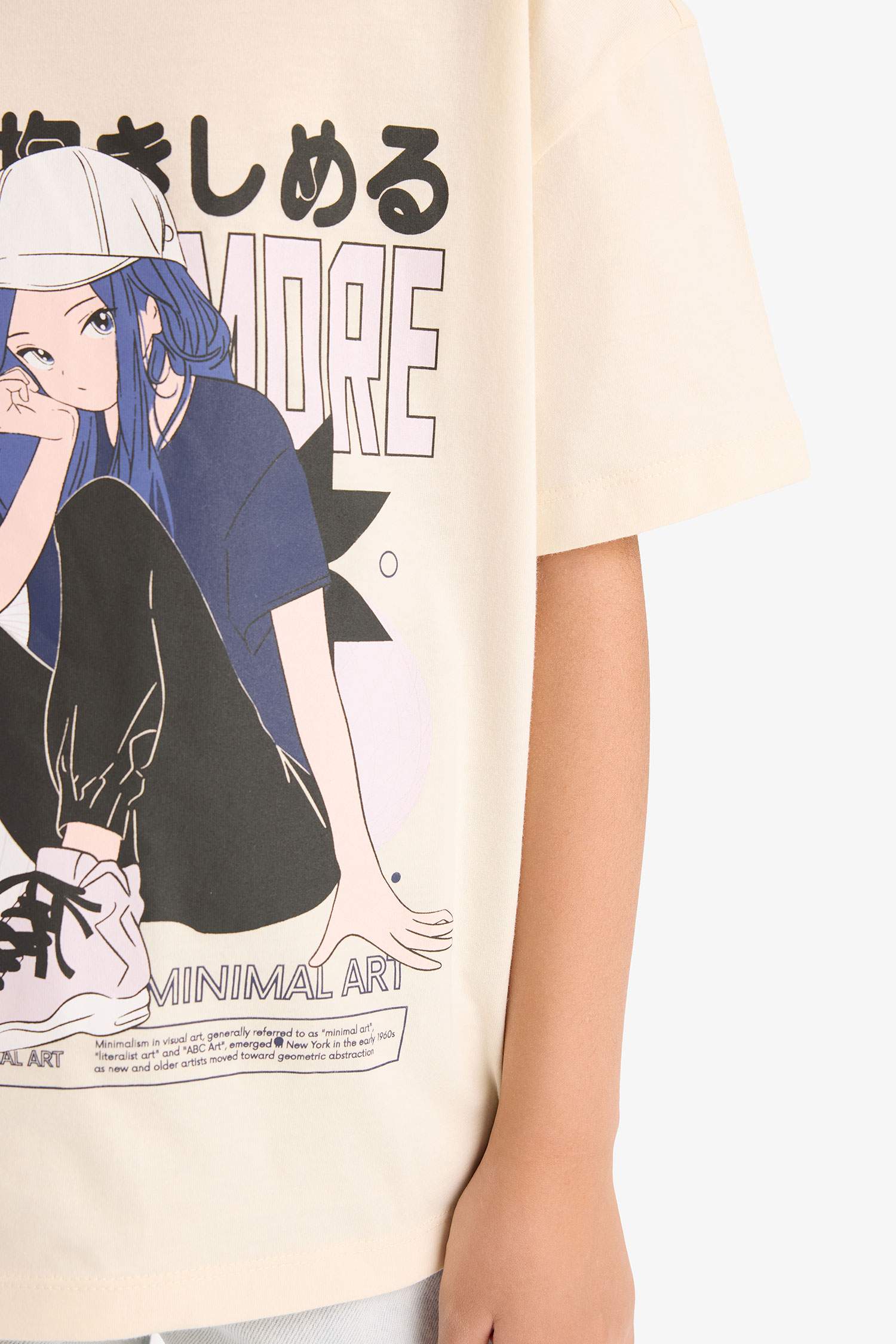 تيشيرت بناتي نص ردن بطبعة شعار اوفر سايز بياخة مستديرة