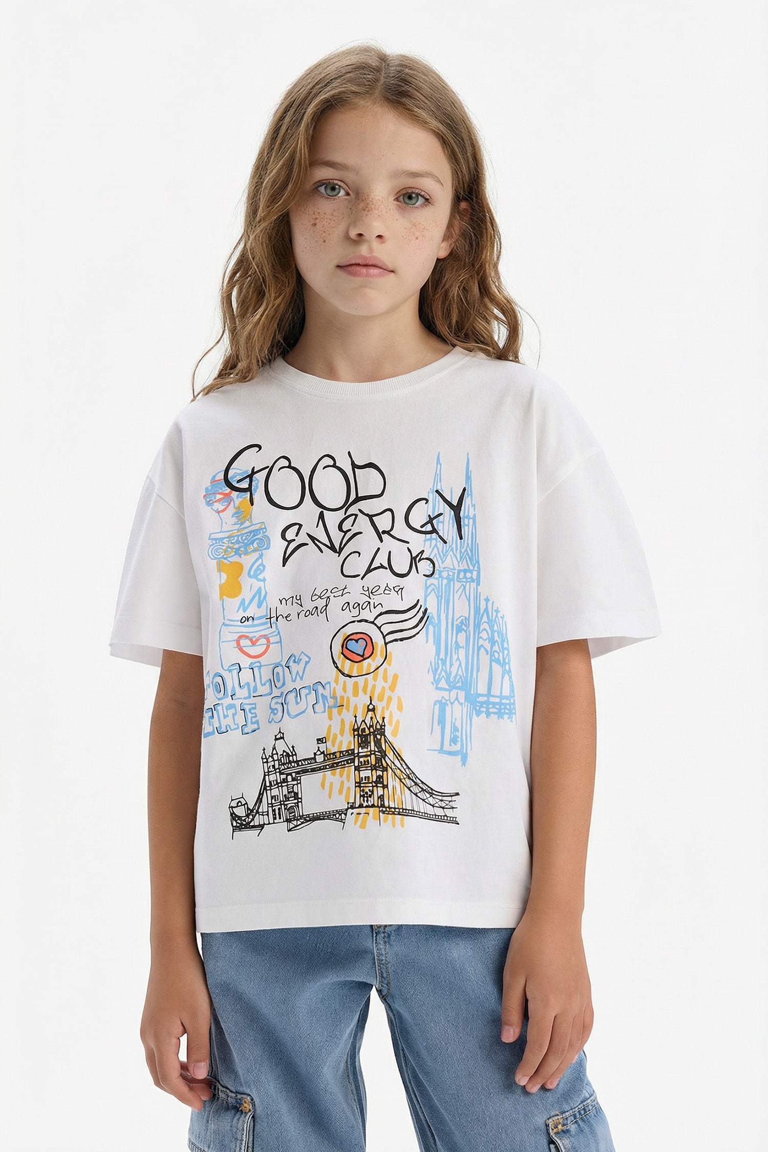 Қыздарға дөңгелек жаға слоган қысқа жеңді Қысқа жеңді футболка