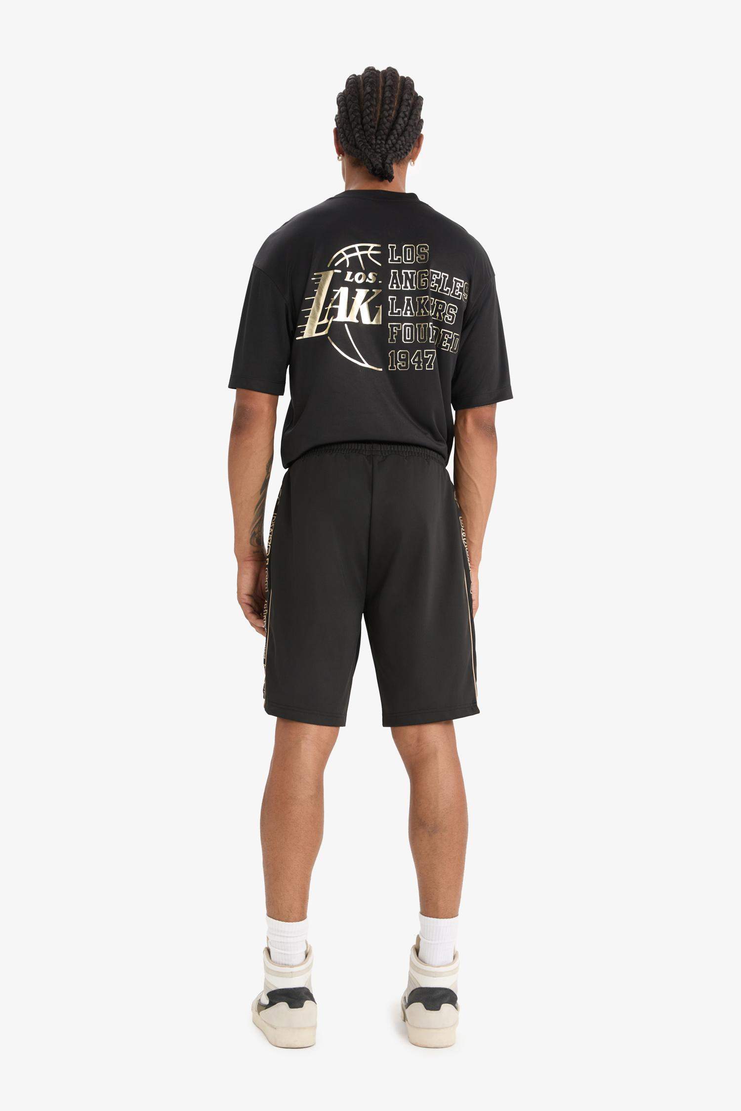 DeFactoFit NBA Chicago Bulls Standart Fit Kısa Paça Şort