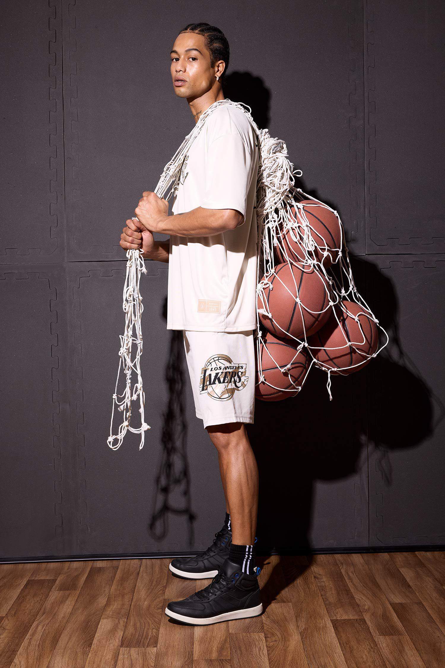 شورت قصير بيج قصة عادية من لوس أنجلوس ليكرز