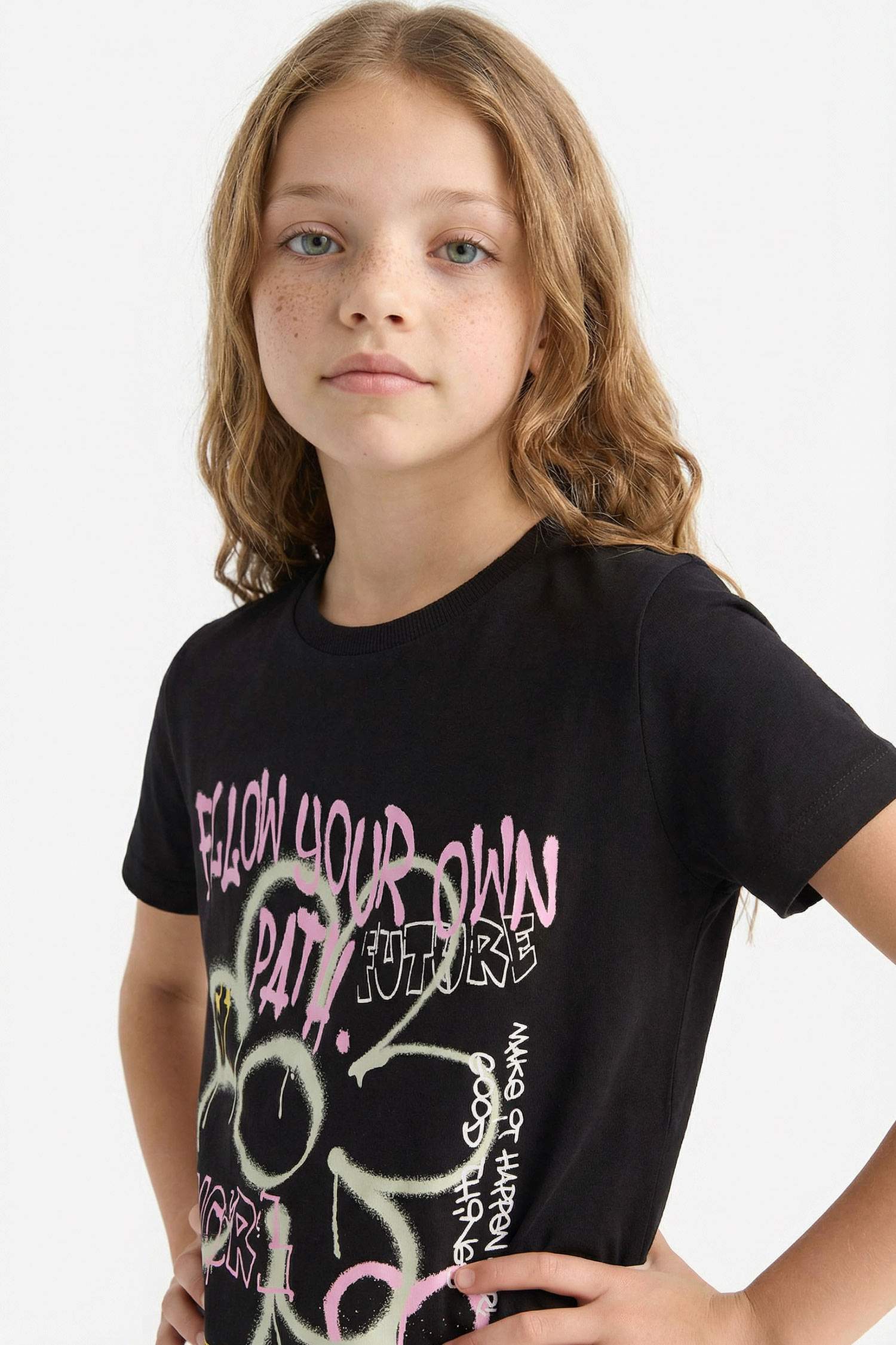 Girl Regular Fit Crew Neck Short Sleeve T-Shirt