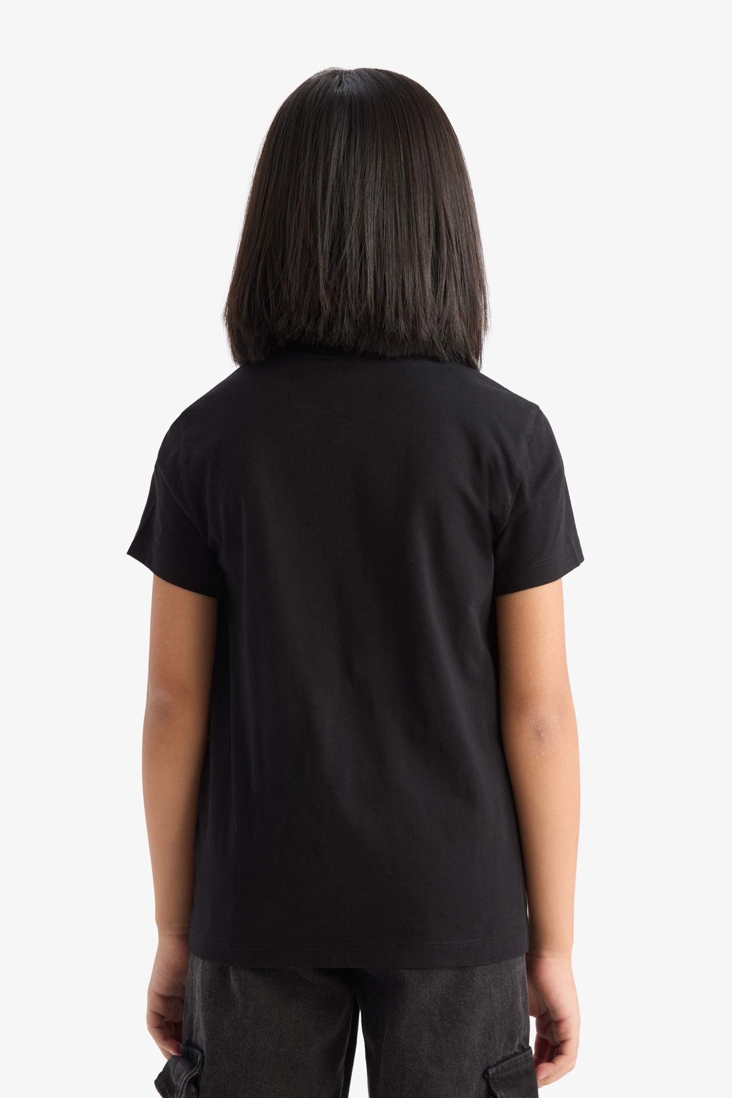 تيشيرت بنات نص كم قصة عادية برقبة مستديرة