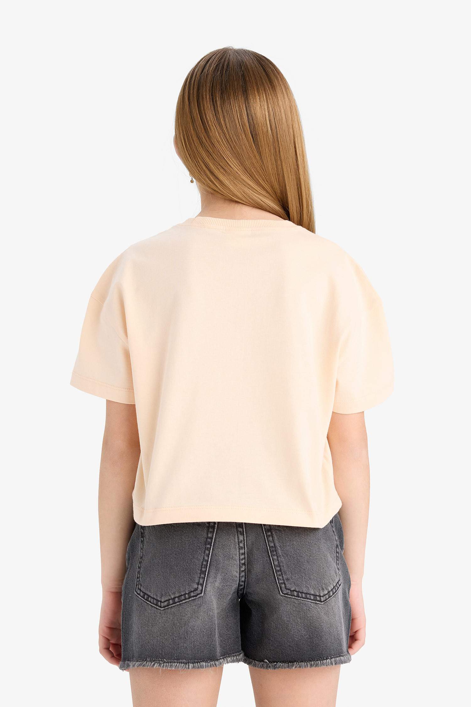 تيشيرت بناتي نص ردن مطبوع وياخة مستديرة