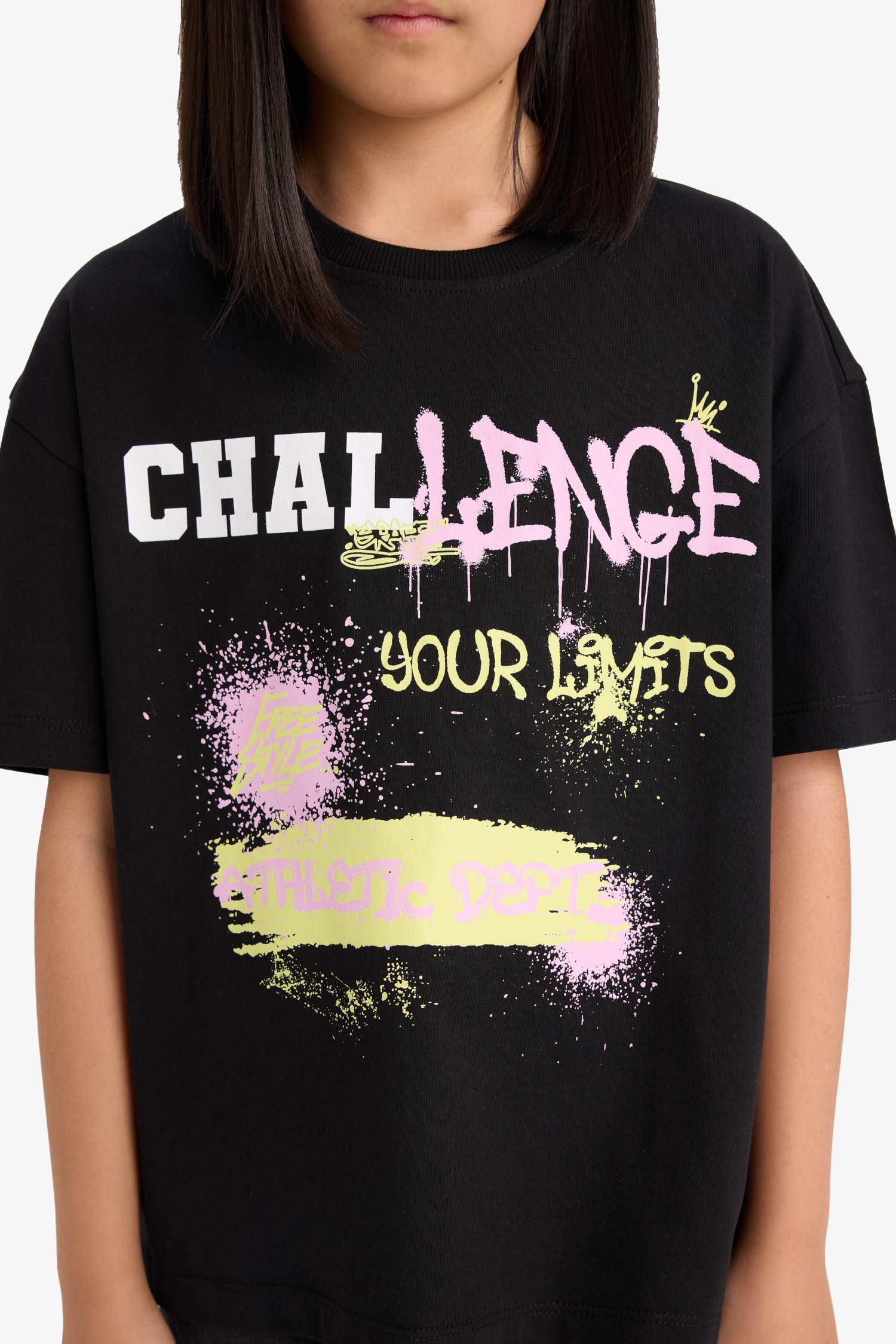 Girl Oversize Fit Crew Neck Short Sleeve T-Shirt