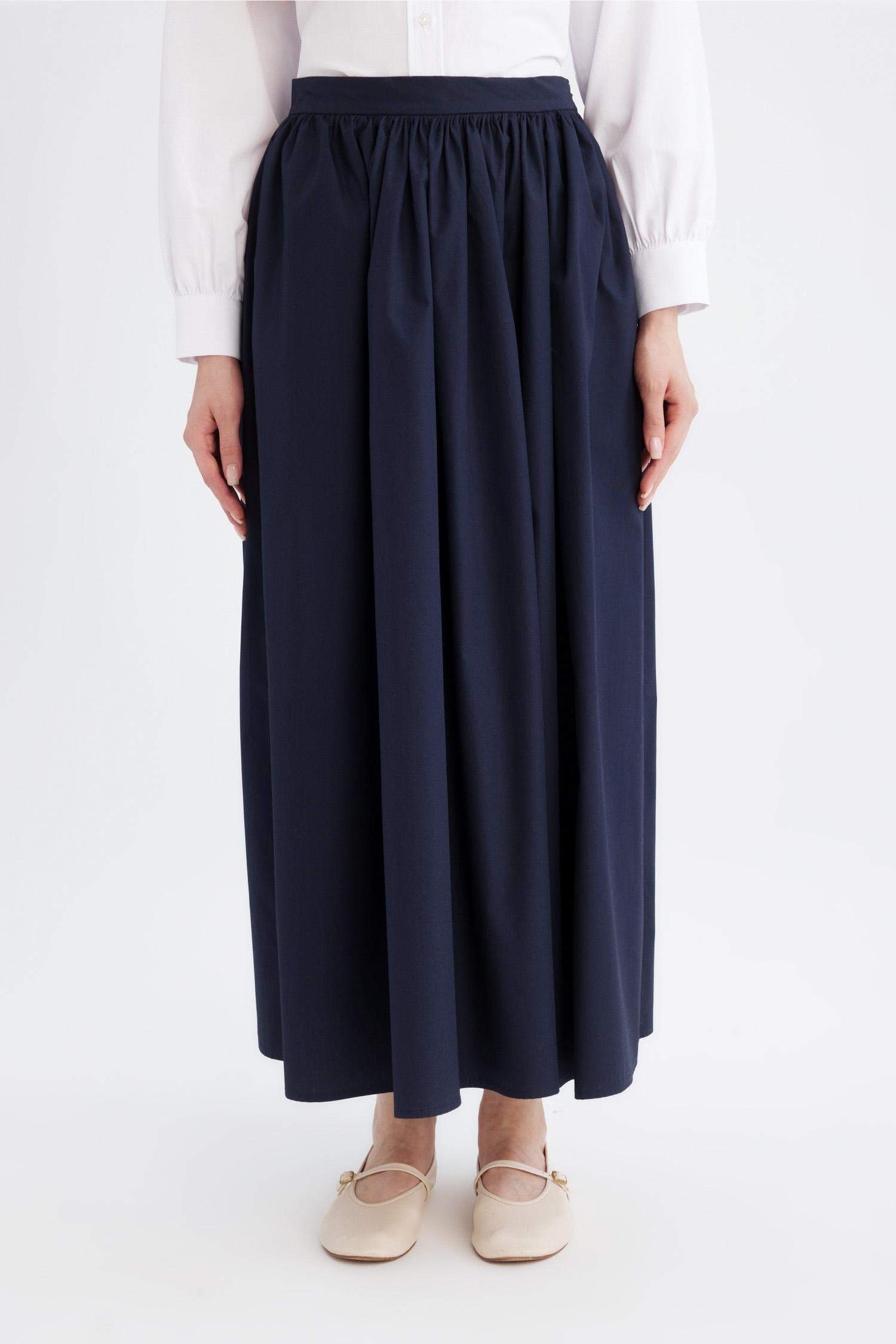 A Kesim Beli Fermuarlı Basic Düz Poplin Kumaş Maxi Etek