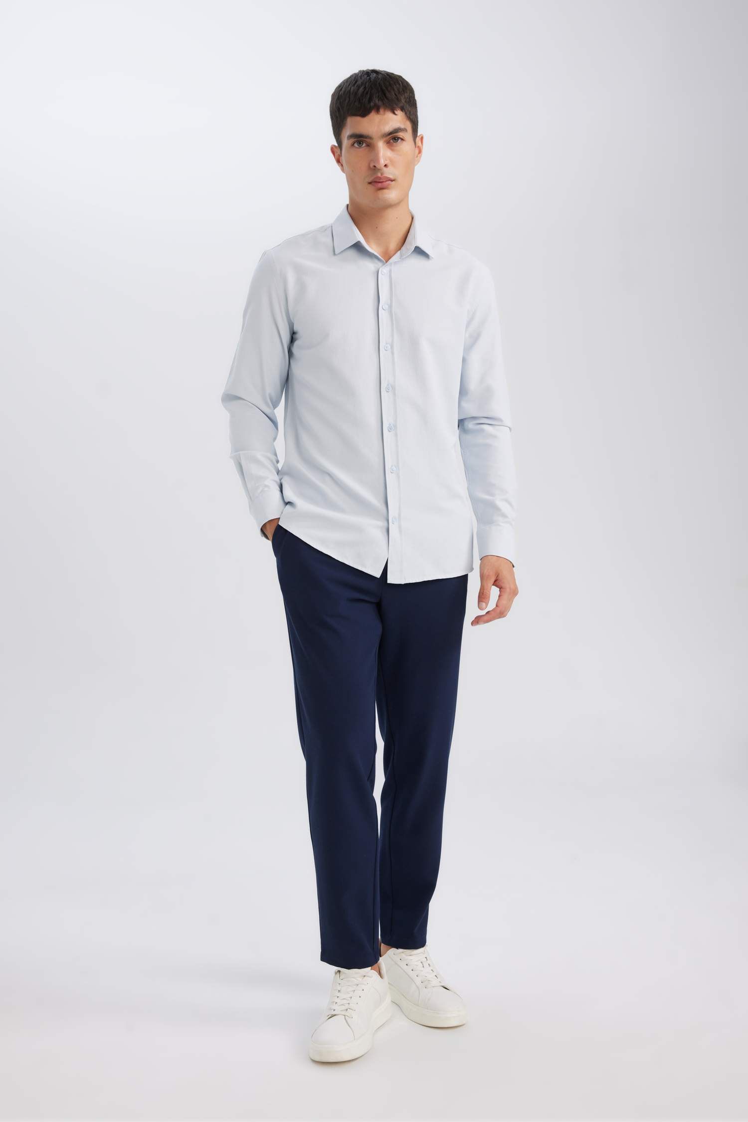 Modern Fit Dokulu Pamuk Karışımlı Uzun Kollu Gömlek