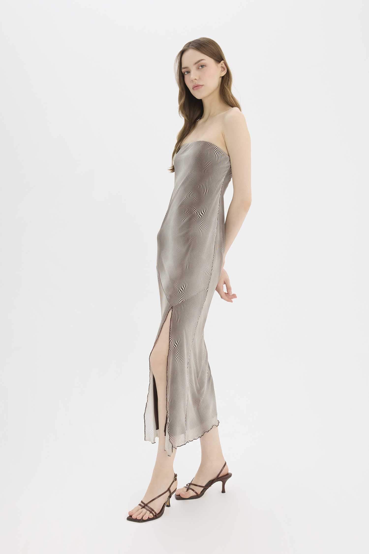 Платье-макси А-силуэта без рукавов из тюля с анималистическим принтом