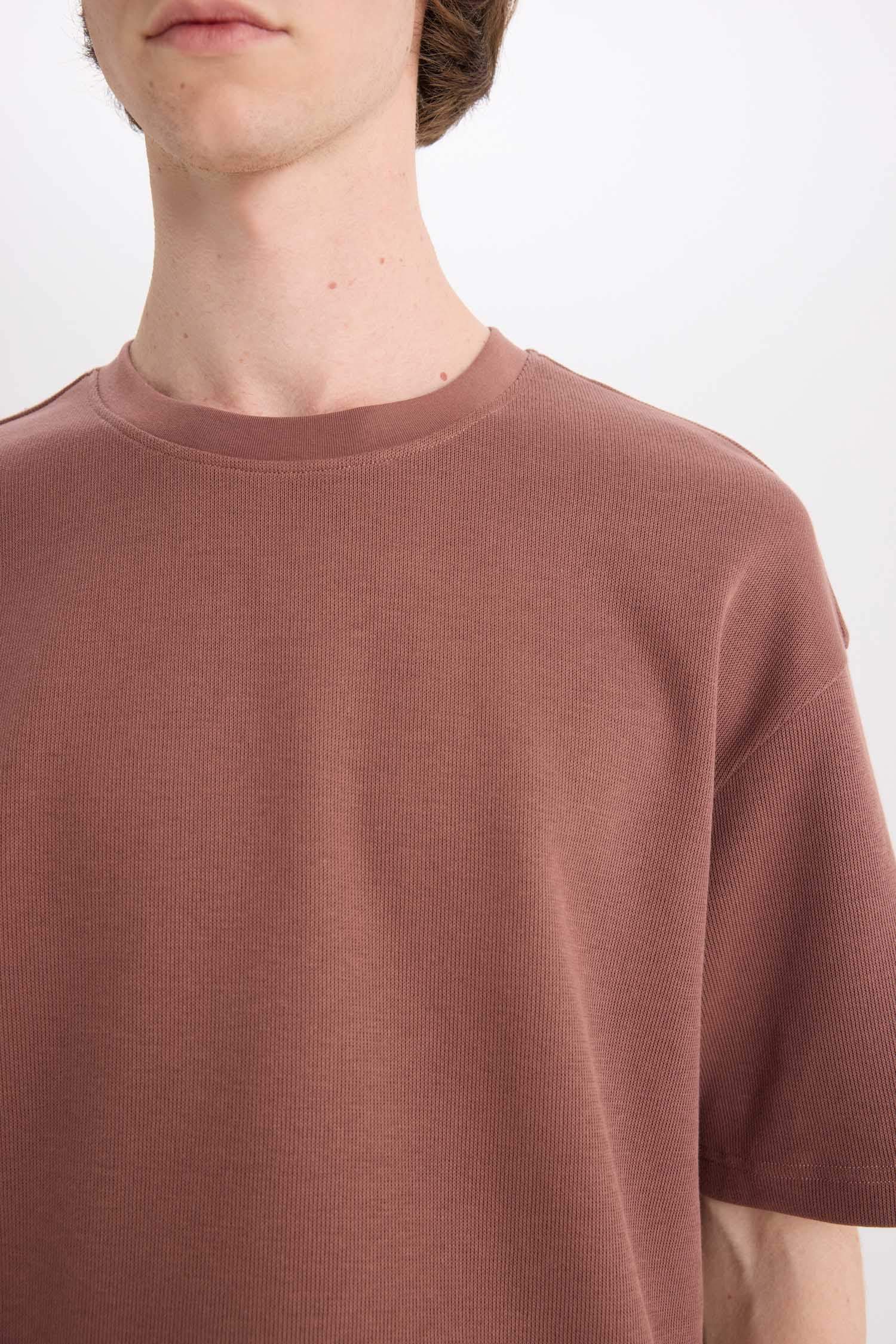 تيشيرت نص ردن اوفر سايز قطن بياخة مستديرة