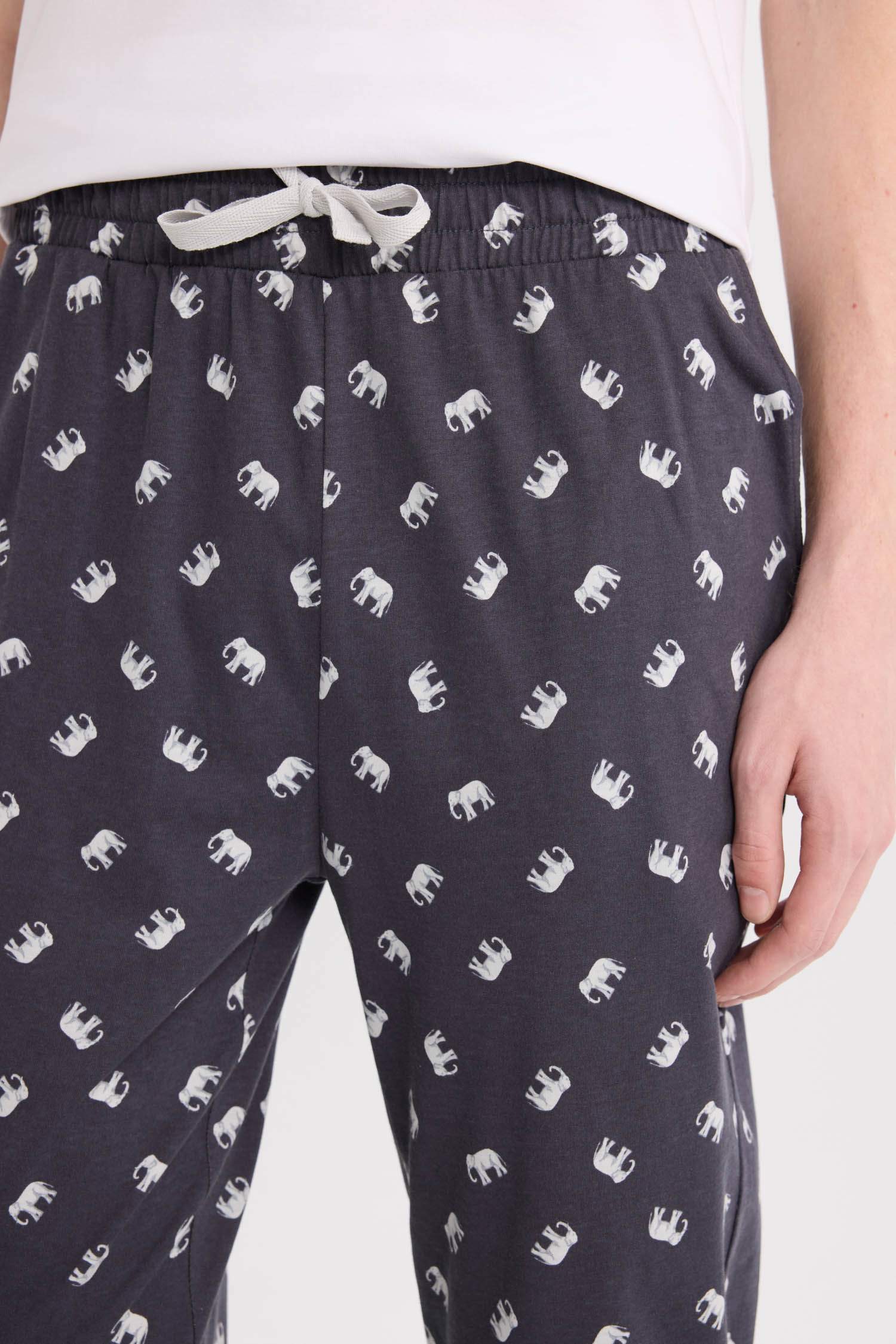 Regular Fit Patterned Pocketed Pajama Pants