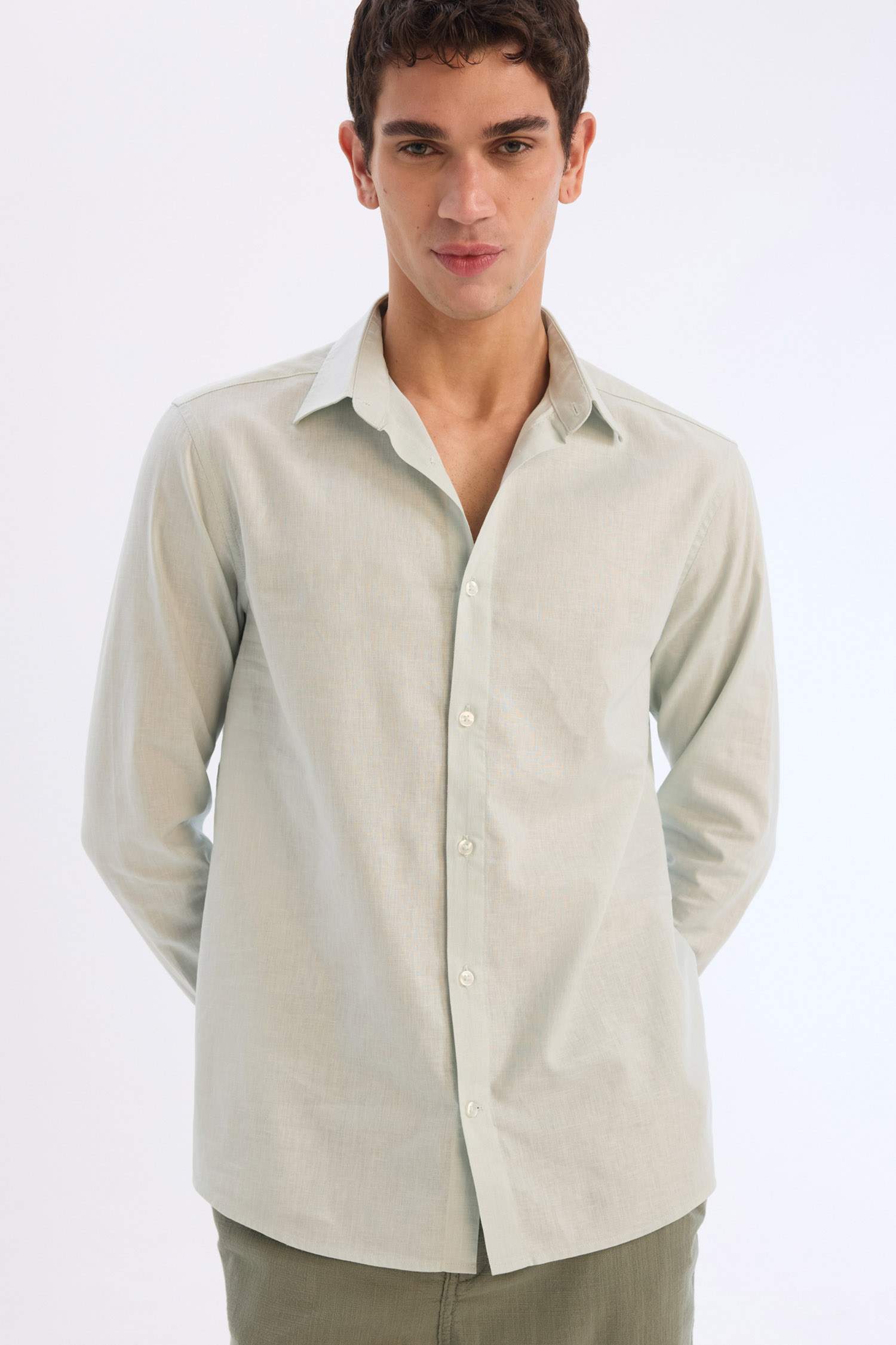 Regular Fit Polo Yaka Keten Karışımlı Yazlık Uzun Kollu Gömlek