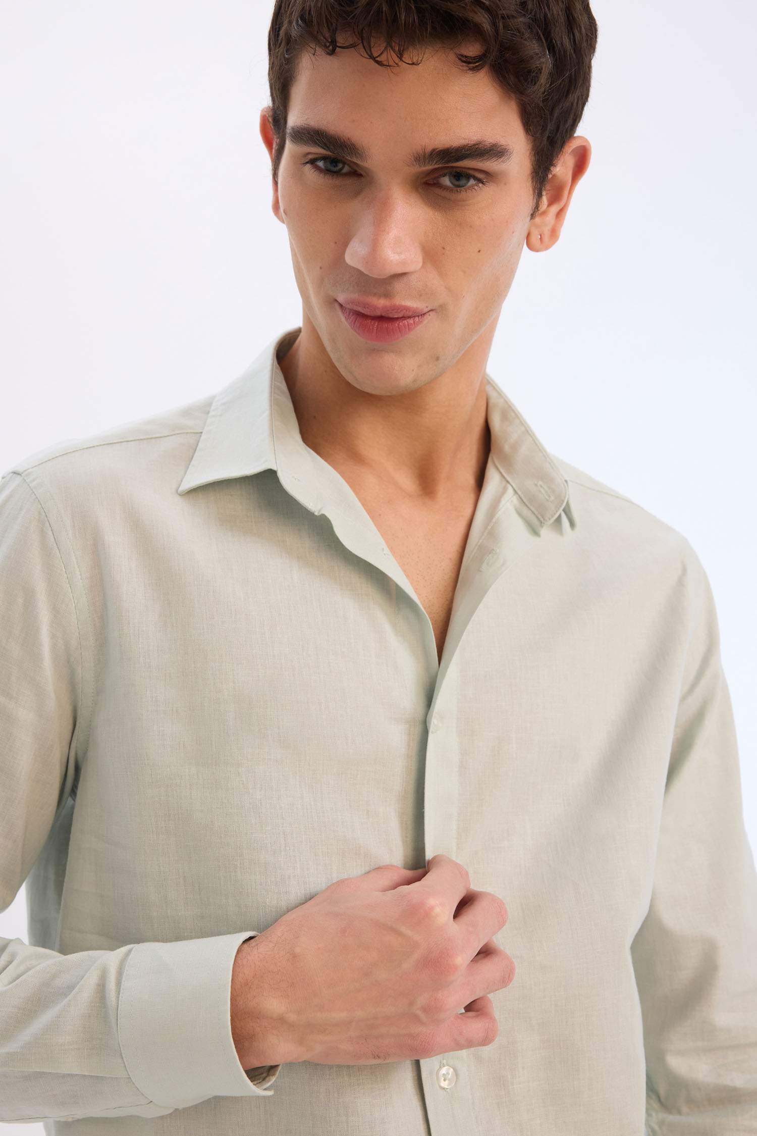 Regular Fit Polo Yaka Keten Karışımlı Yazlık Uzun Kollu Gömlek