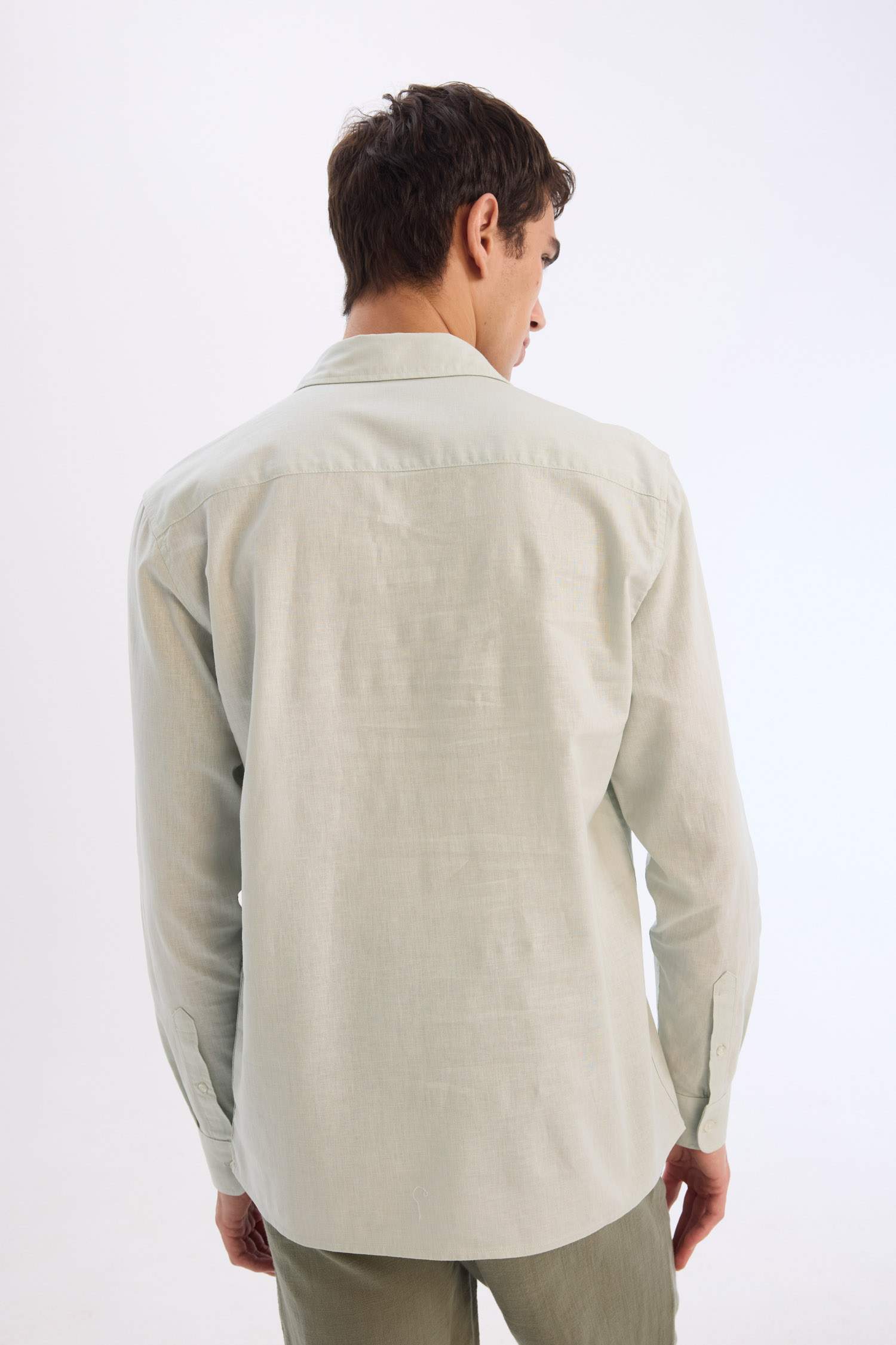 Regular Fit Polo Yaka Keten Karışımlı Yazlık Uzun Kollu Gömlek