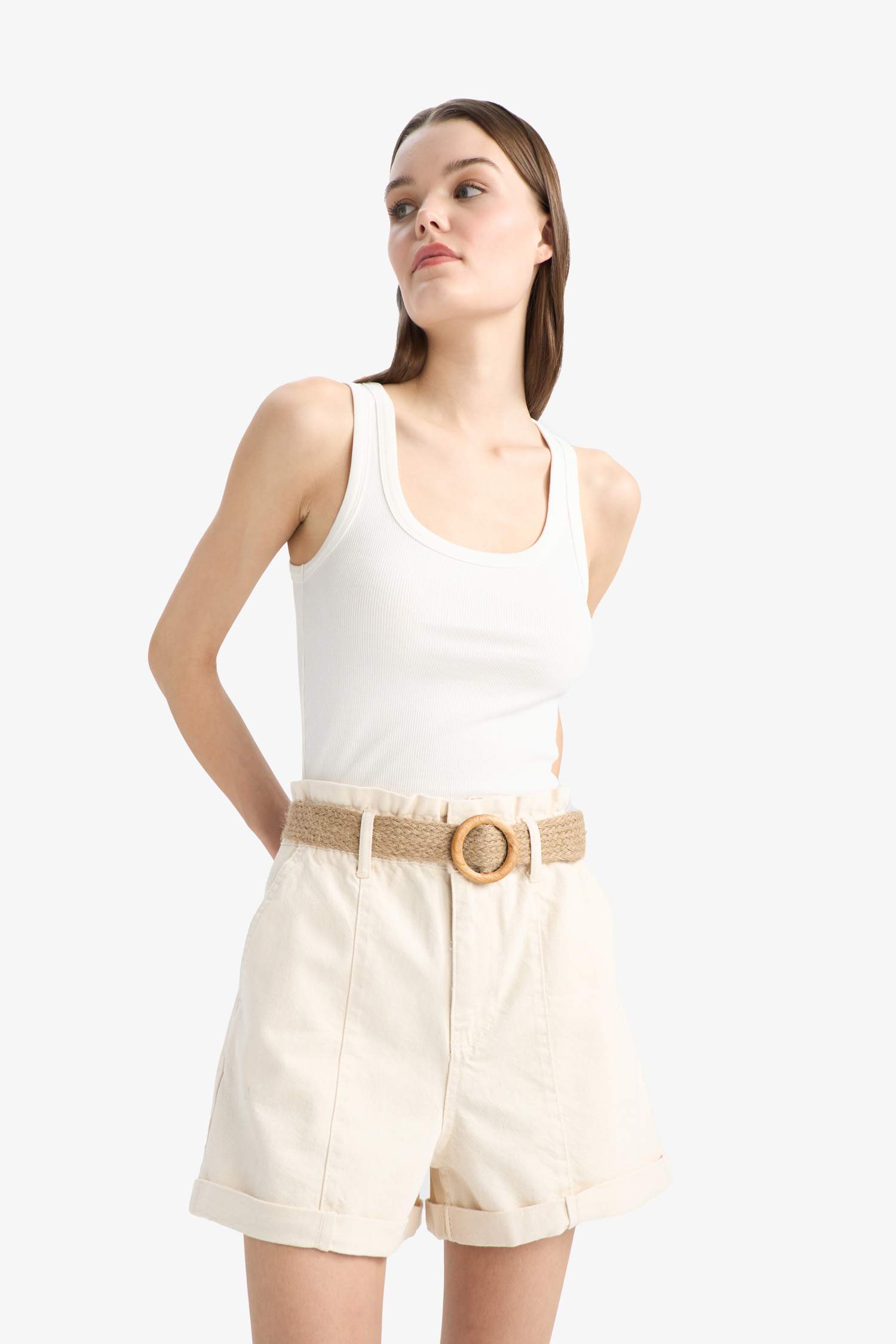 Paperbag Yüksek Bel Katlamalı Paça Kemerli Jean Şort