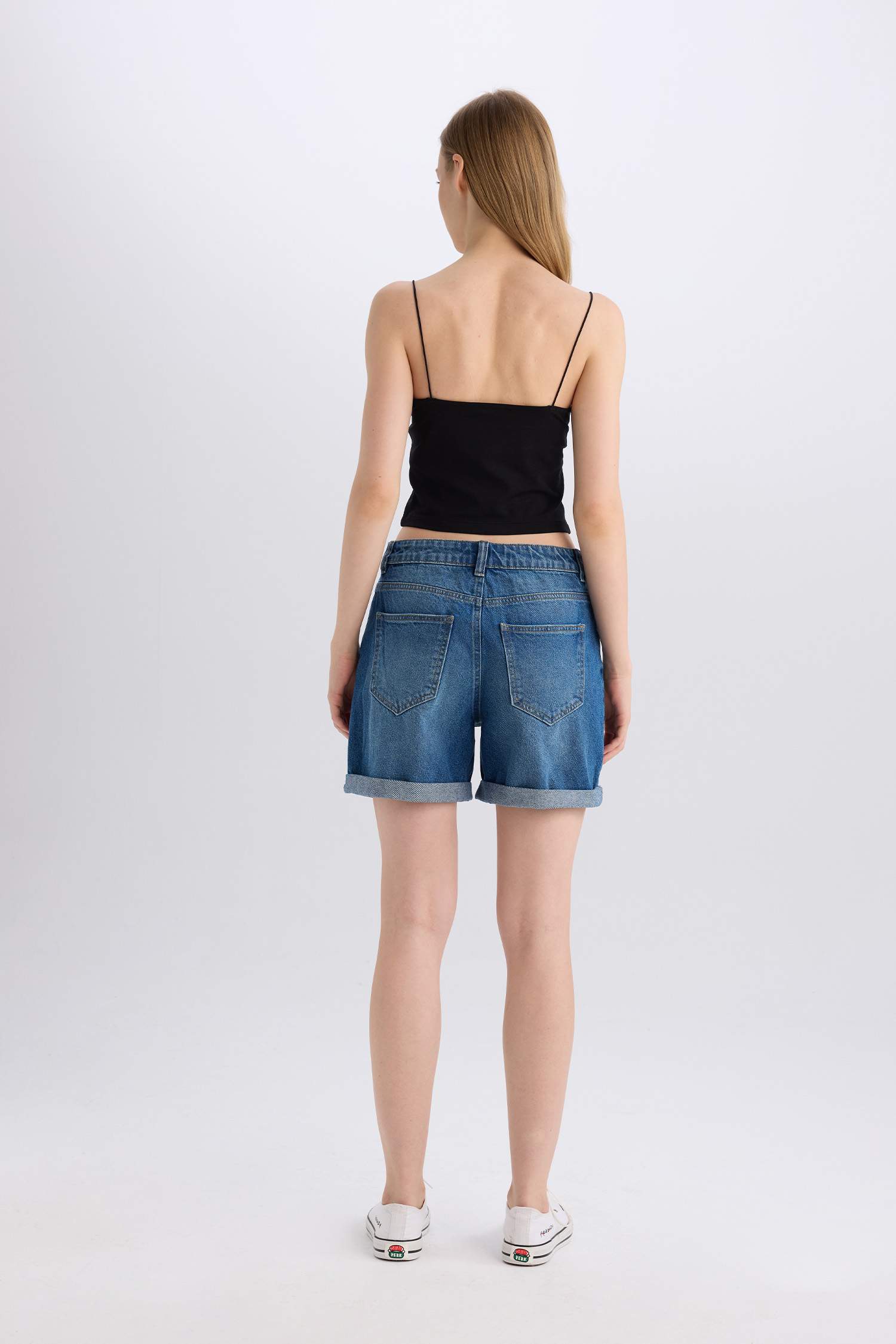 Boyfriend Yüksek Bel Katlamalı Paça Jean Şort