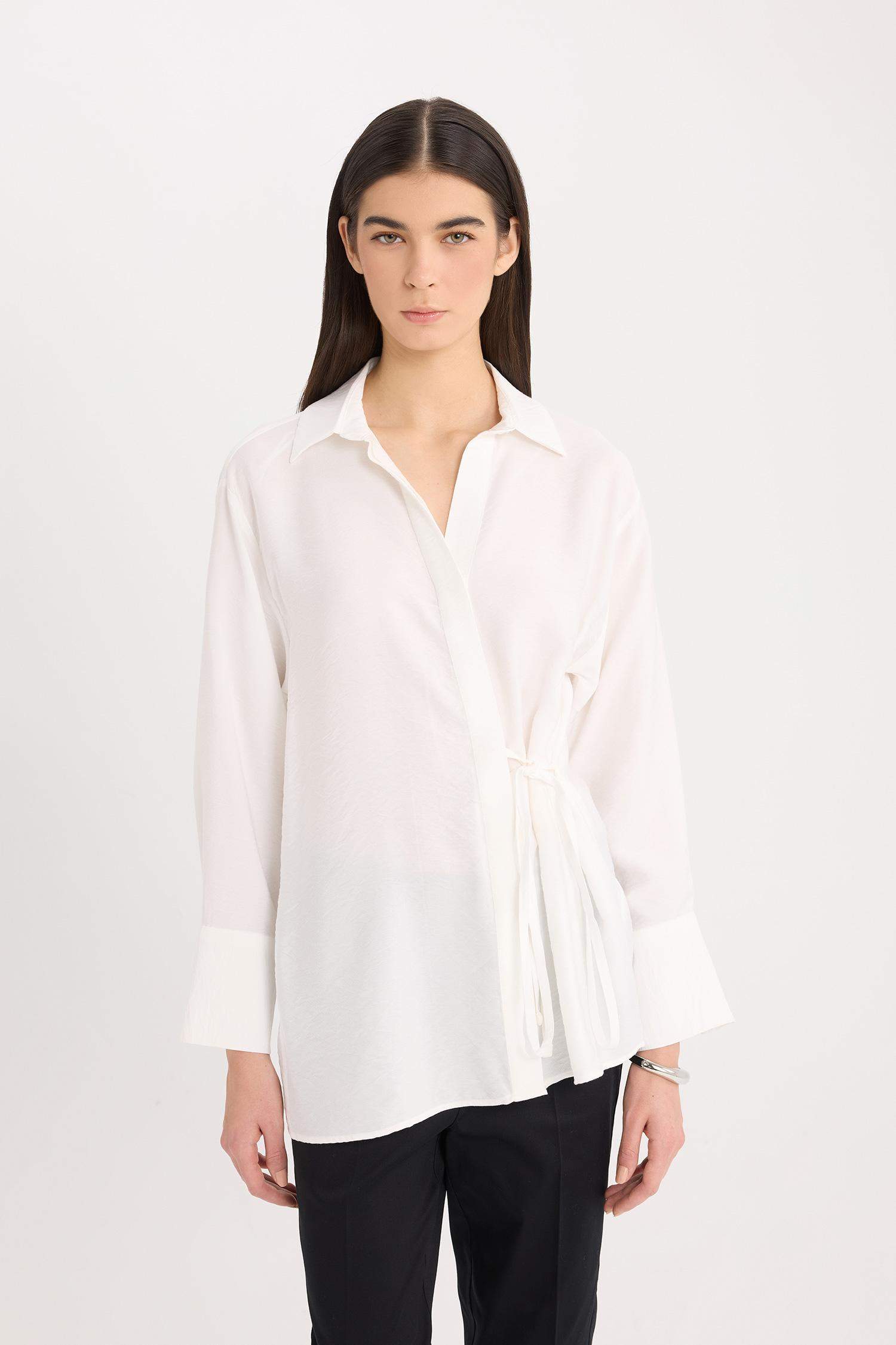 Oversize Geniş Kalıp Bağlamalı Uzun Kollu Gömlek