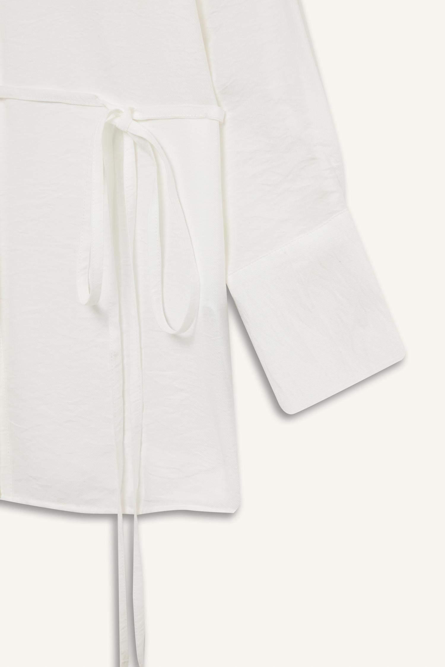 Oversize Geniş Kalıp Bağlamalı Uzun Kollu Gömlek