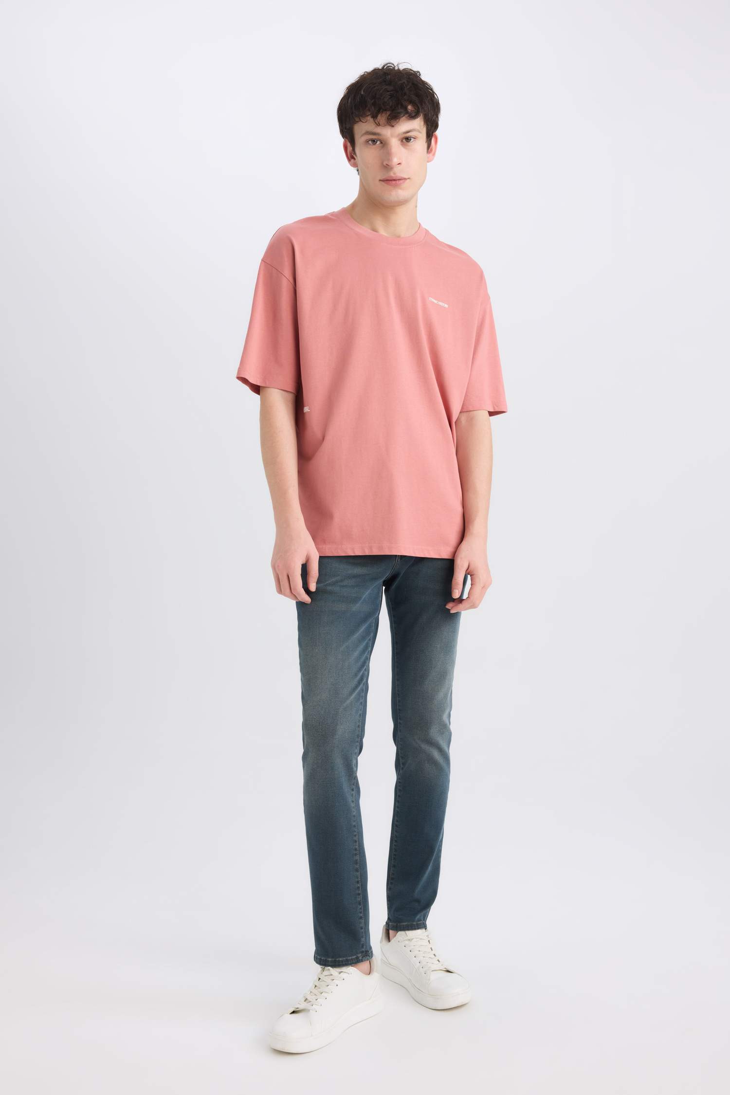 Oversize Fit Crew Neck Back Printed T-Shirt