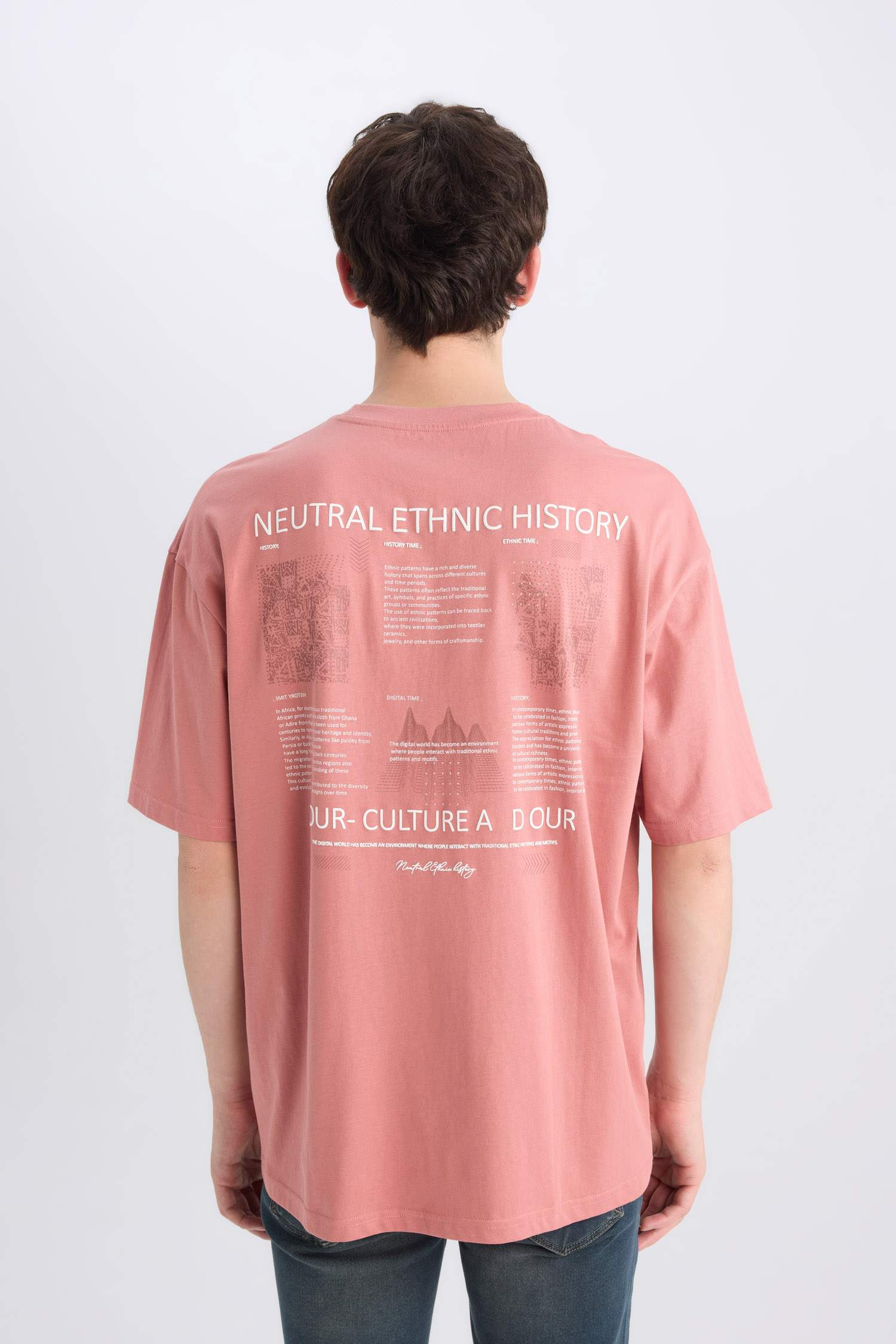 Oversize Fit Crew Neck Back Printed T-Shirt
