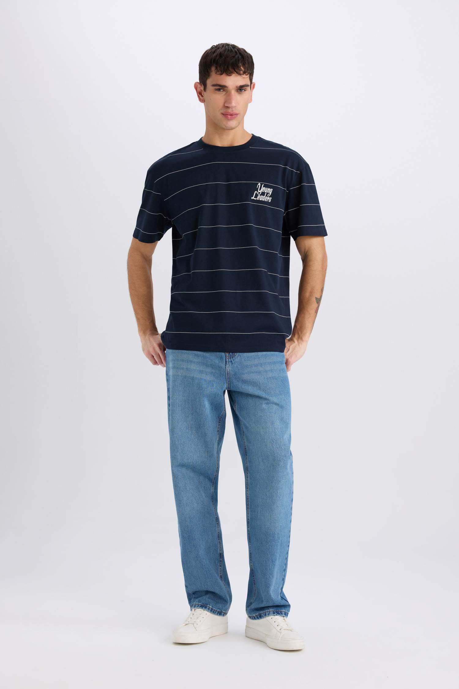 %100 Pamuk Boxy Fit Bisiklet Yaka Baskılı Kısa Kollu Tişört