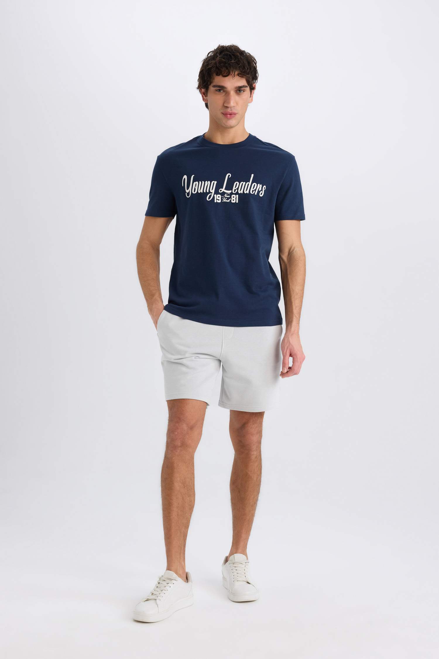 %100 Pamuk Regular Fit Bisiklet Yaka Baskılı Kısa Kollu Tişört