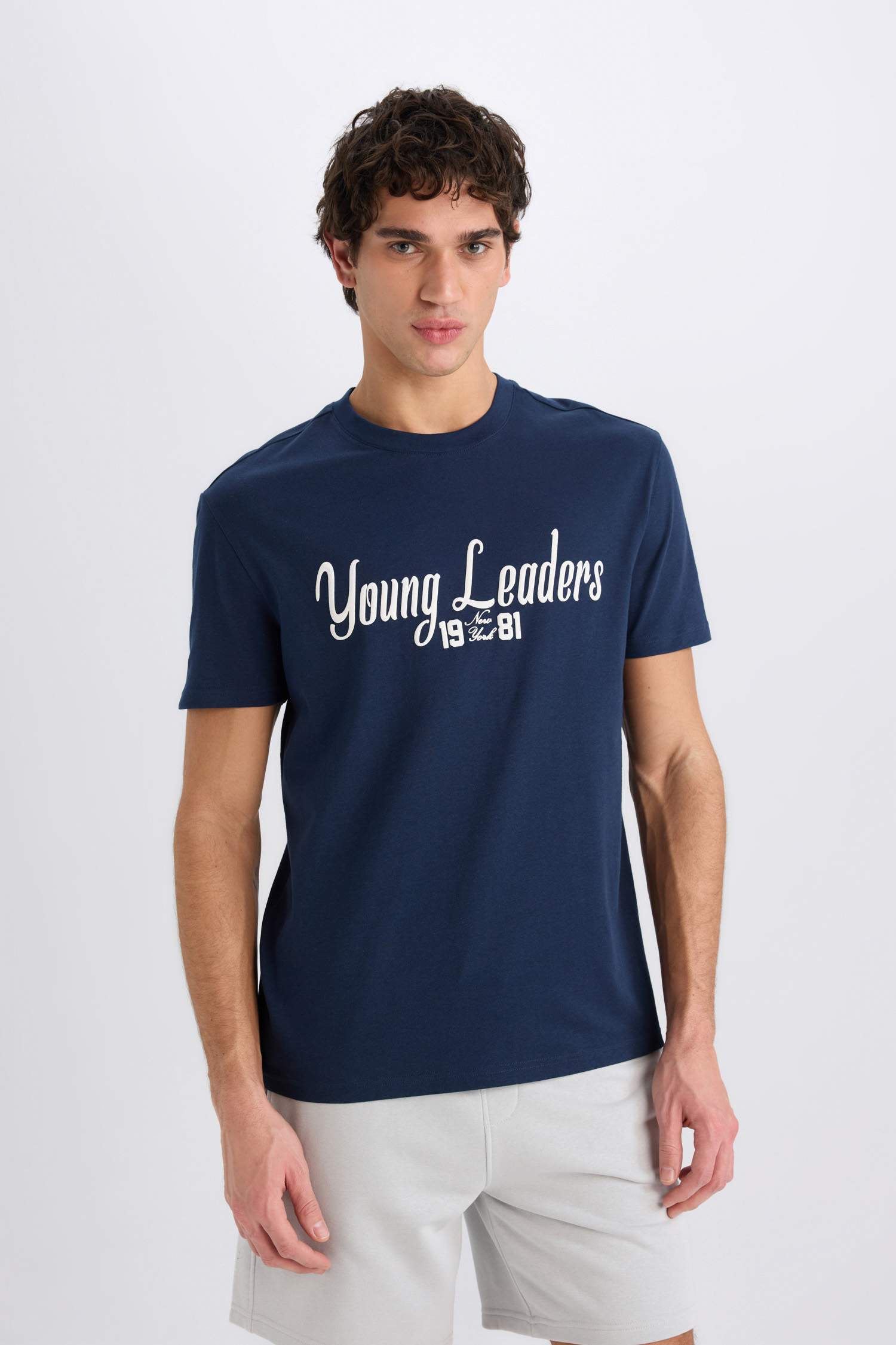 %100 Pamuk Regular Fit Bisiklet Yaka Baskılı Kısa Kollu Tişört