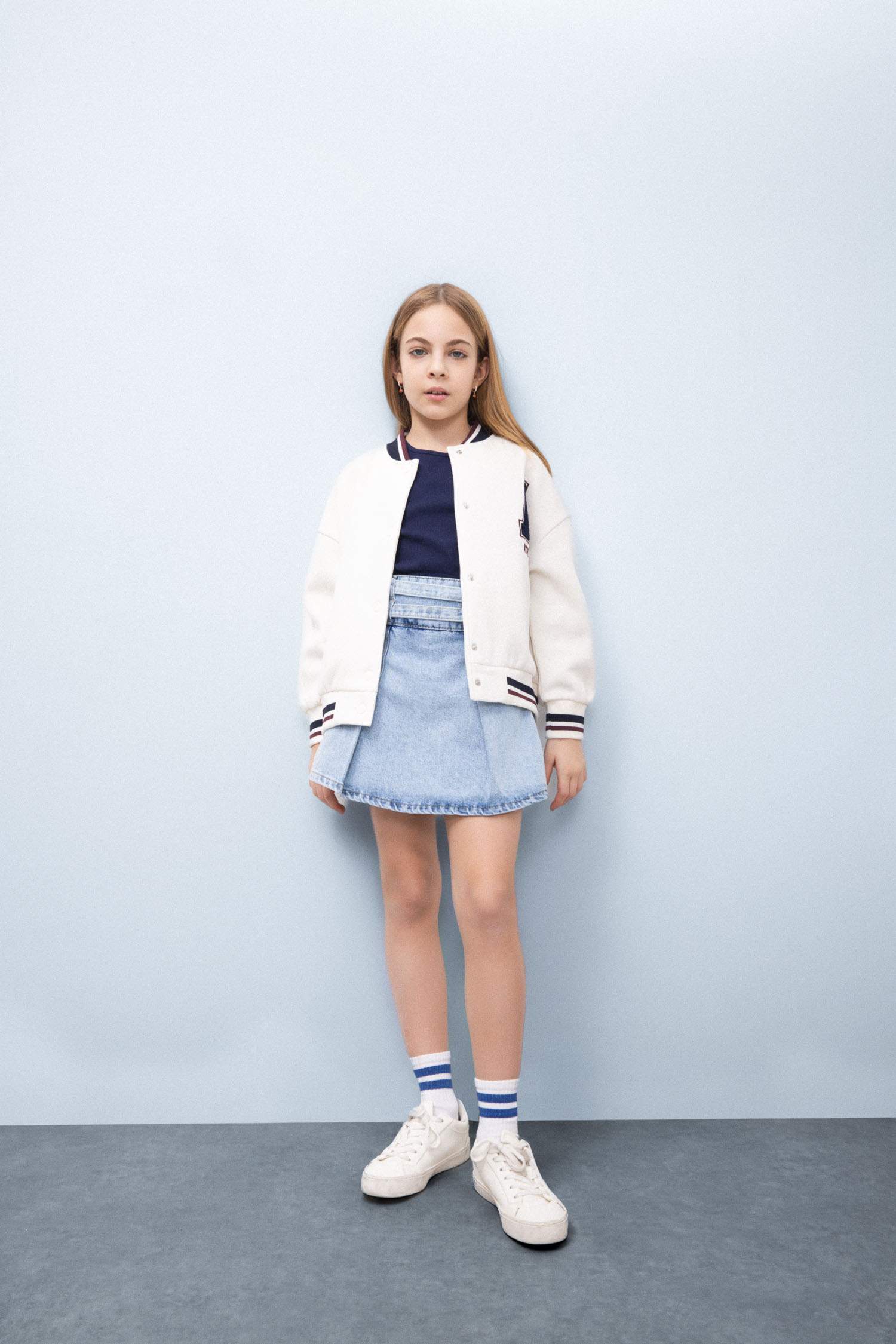 Kız Çocuk Kolej Yaka Çıtçıtlı Sırt Baskılı Bomber Ceket