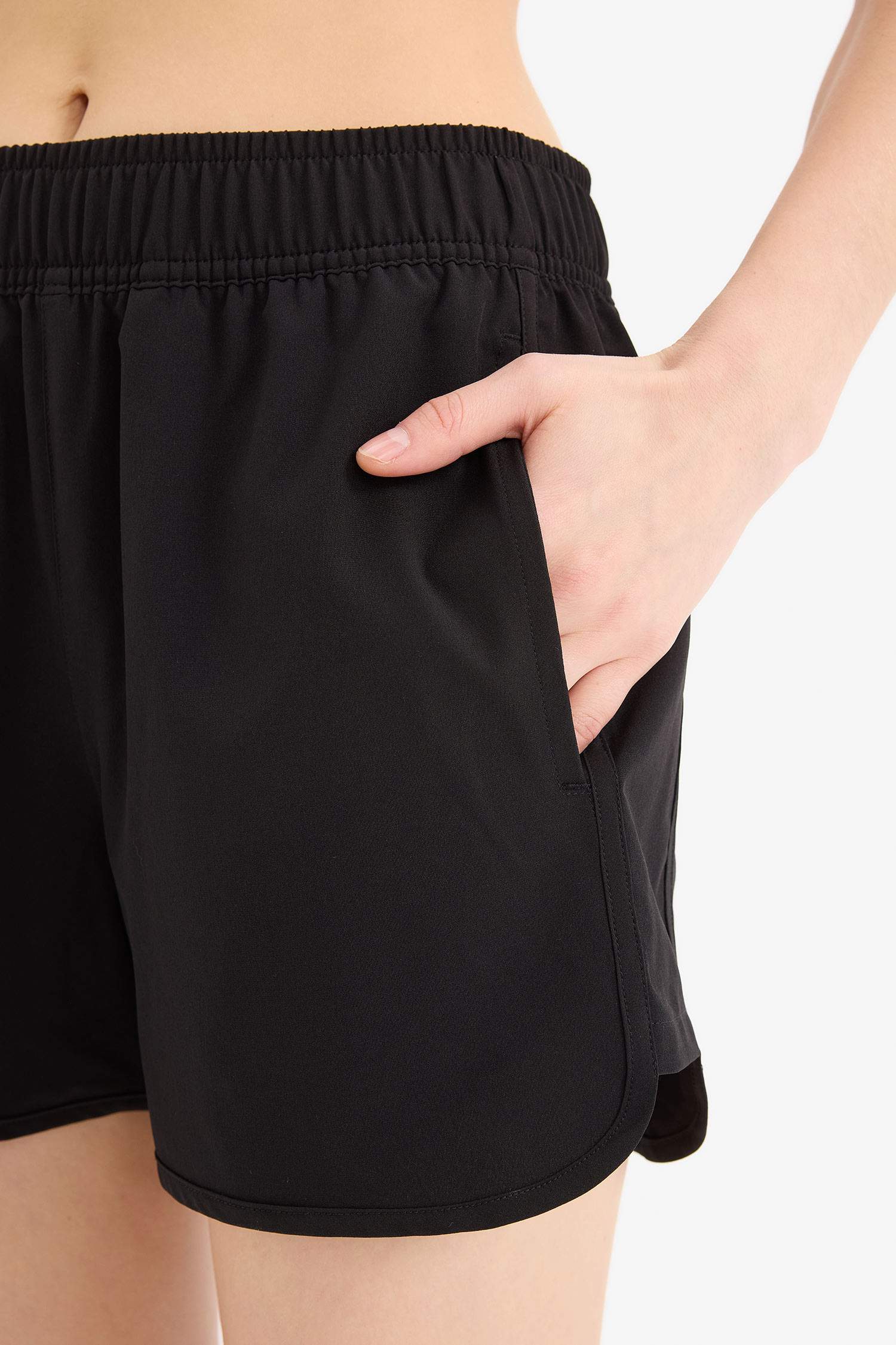 Пляжные шорты Fall in Love Regular Fit