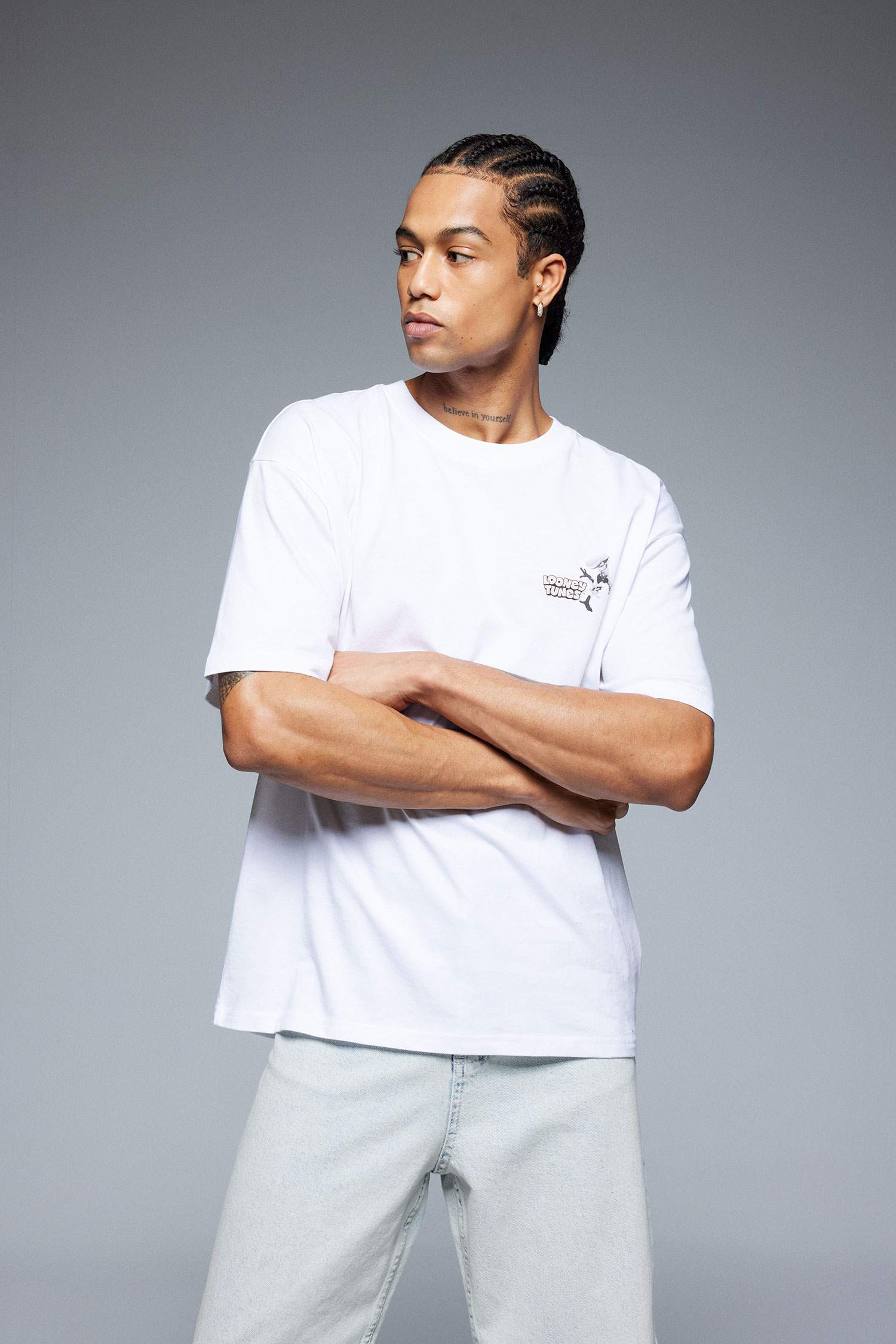 Boxy Fit Looney Tunes Licensed Crew Neck Printed Short Sleeve T-Shirt