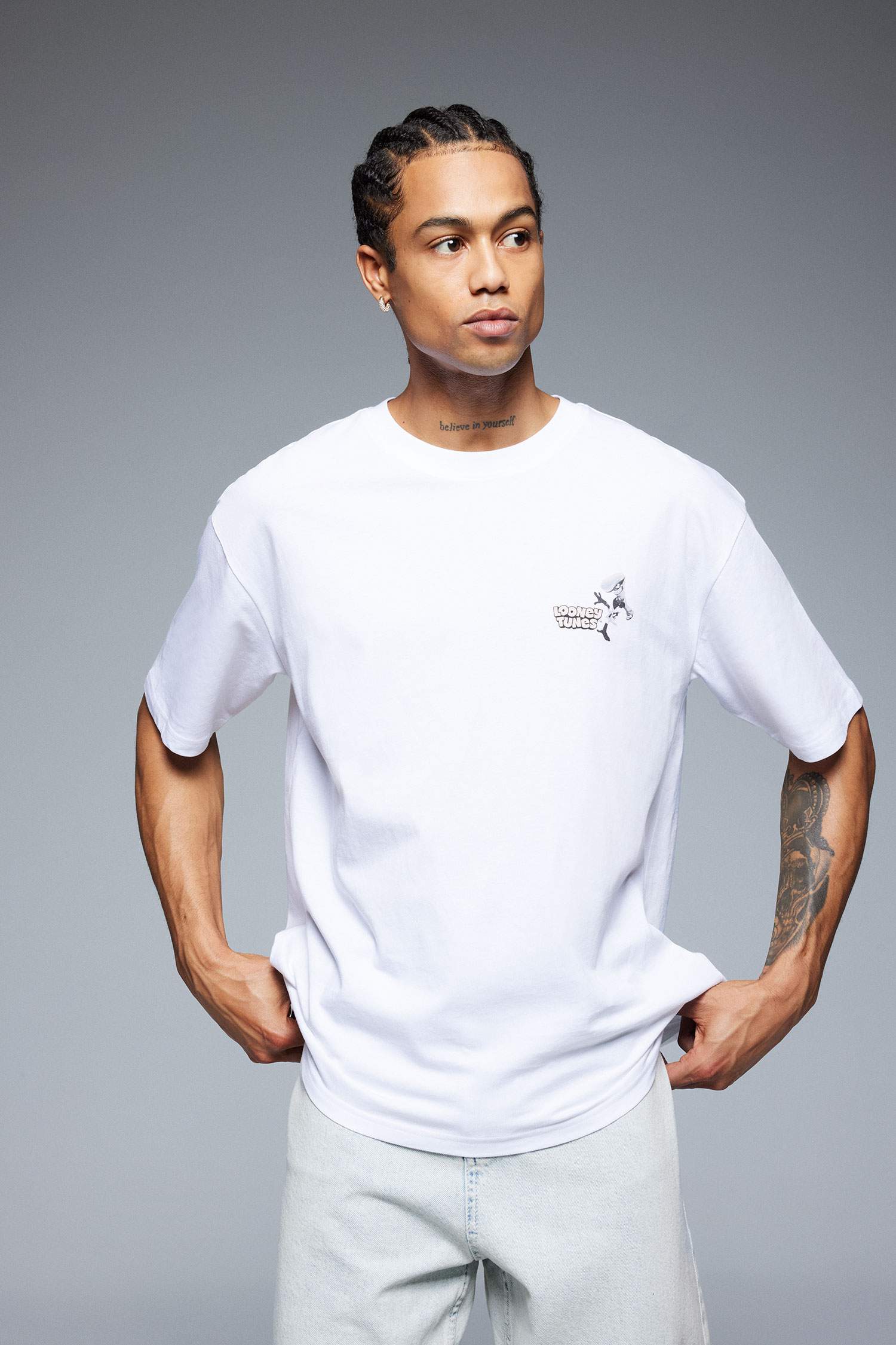 Boxy Fit Looney Tunes Licensed Crew Neck Printed Short Sleeve T-Shirt